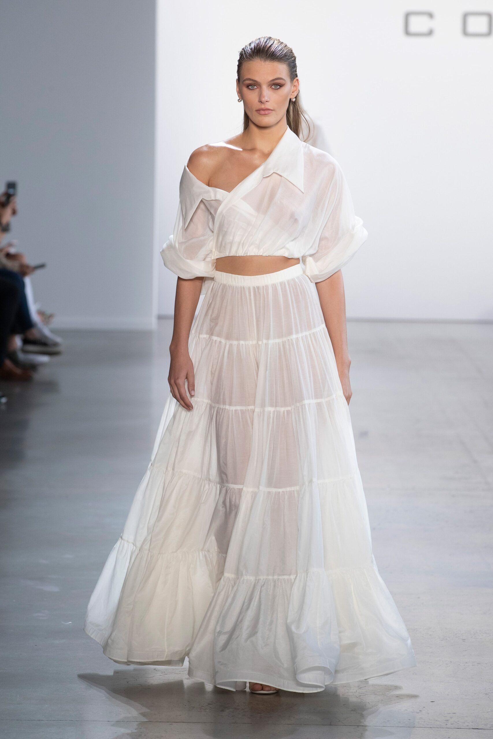 Cong Tri S/S 20 Look 21