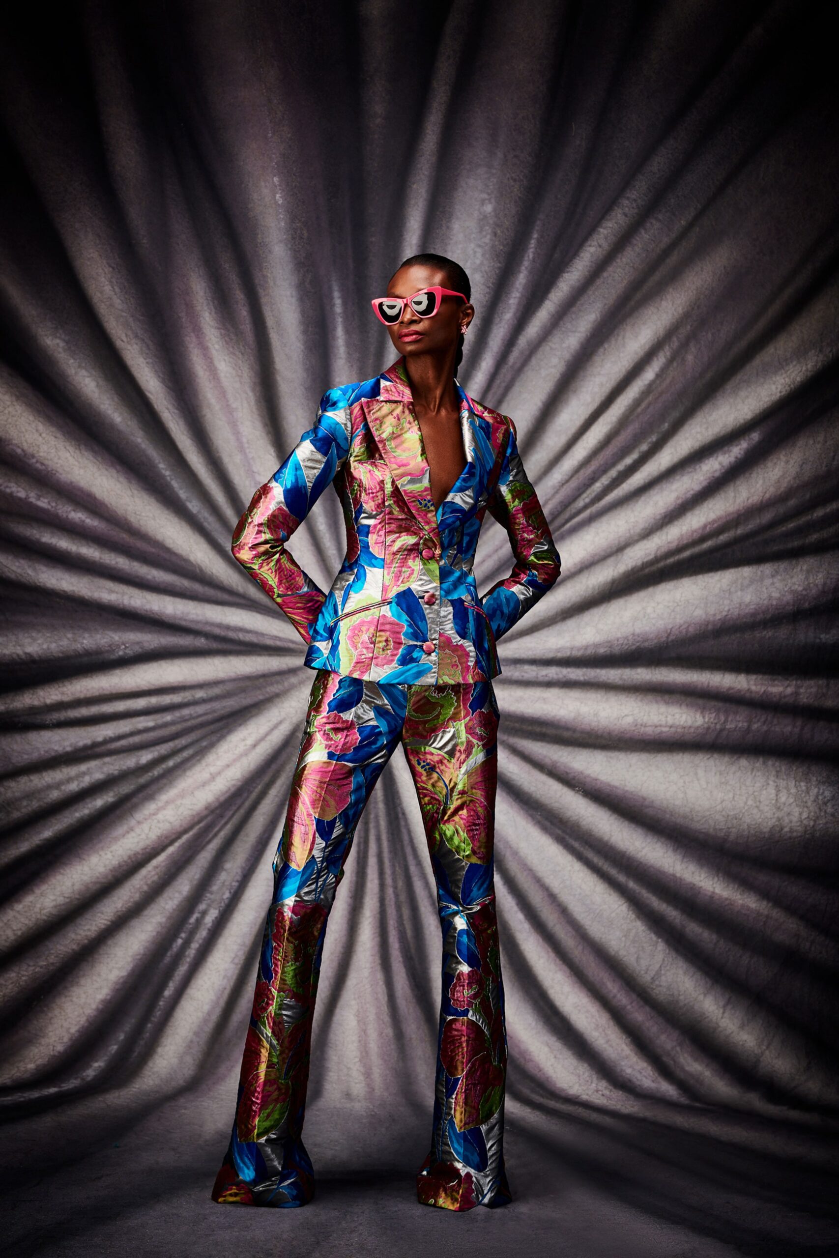 Christian Siriano Resort 23 Look 15