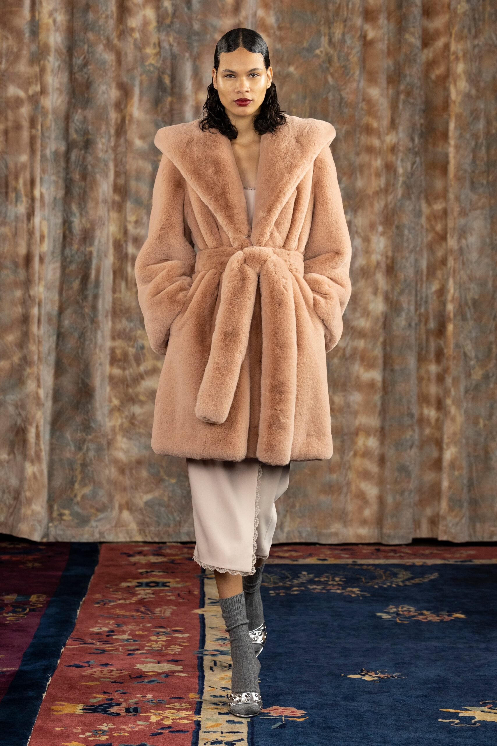 Cinq à Sept F/W 23 Look 15