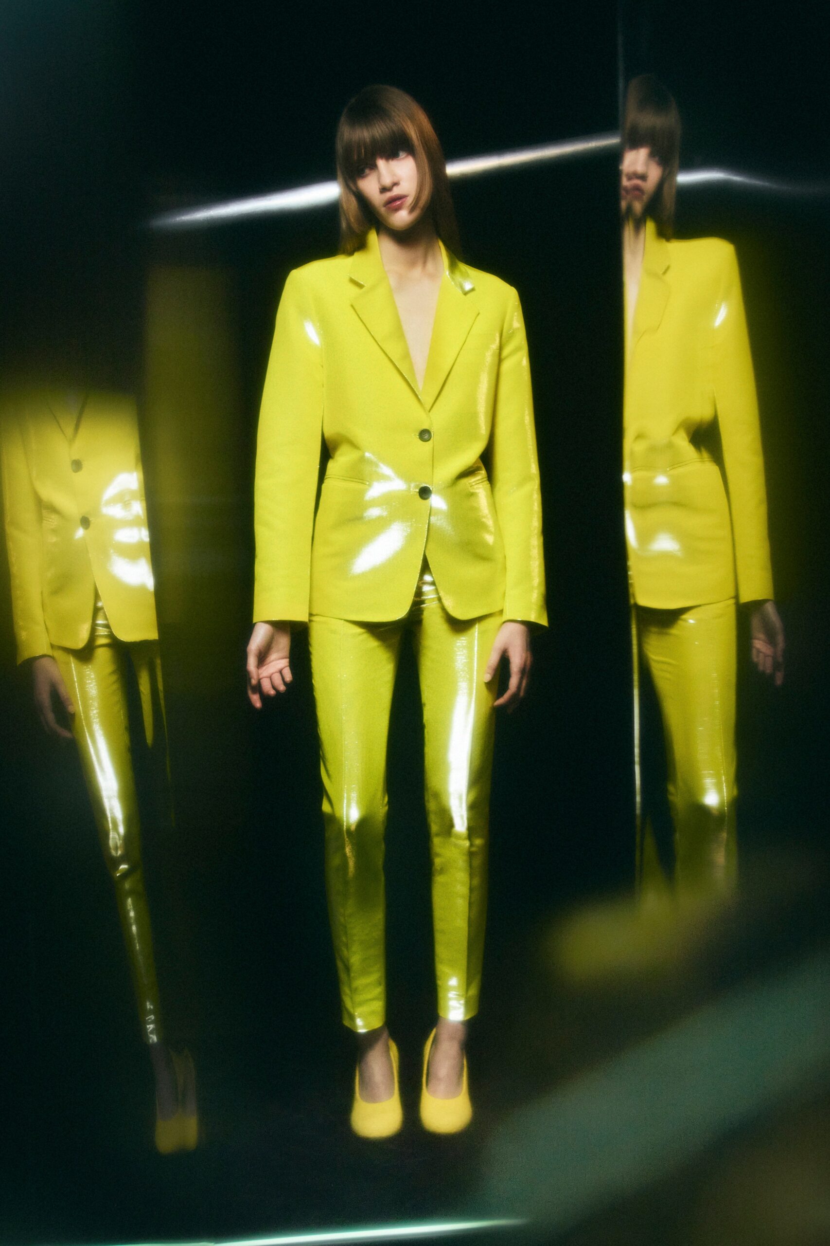 Christopher Kane F/W 23 Look 38