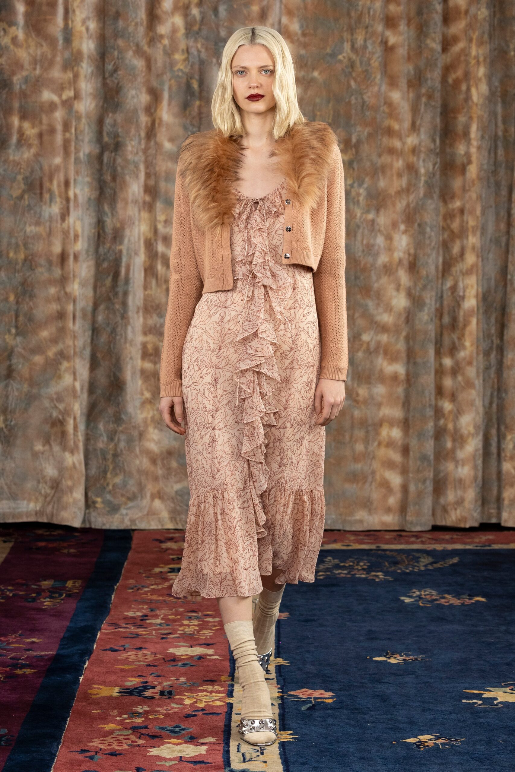 Cinq à Sept F/W 23 Look 36