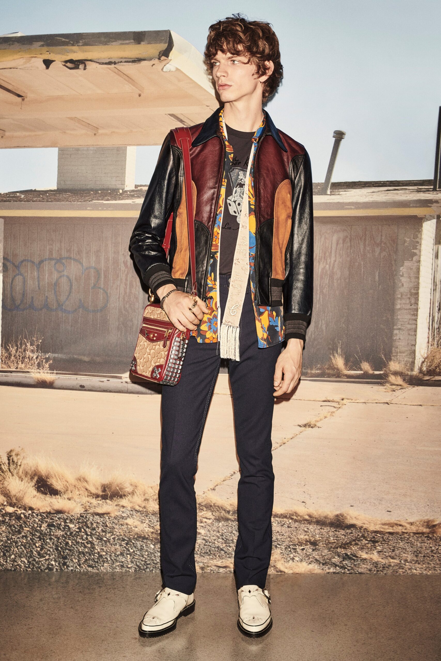 Coach Resort 19 Look 37
