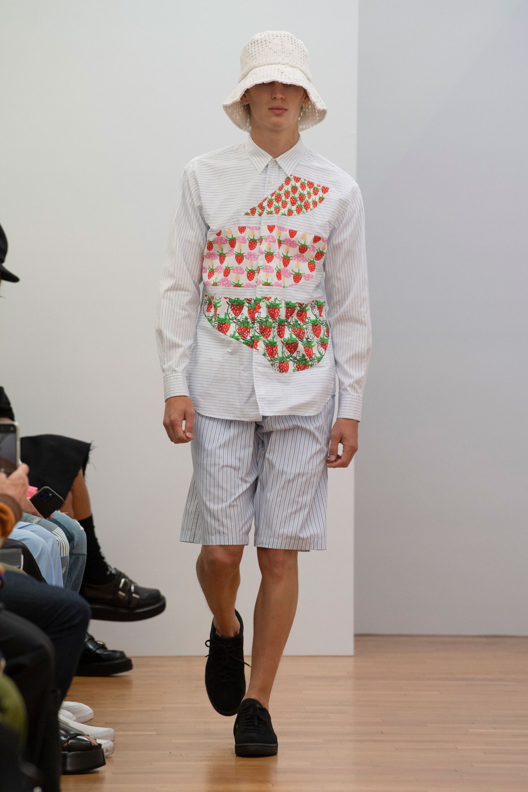 Comme des Garçons Shirt S/S 23 Menswear Look 45