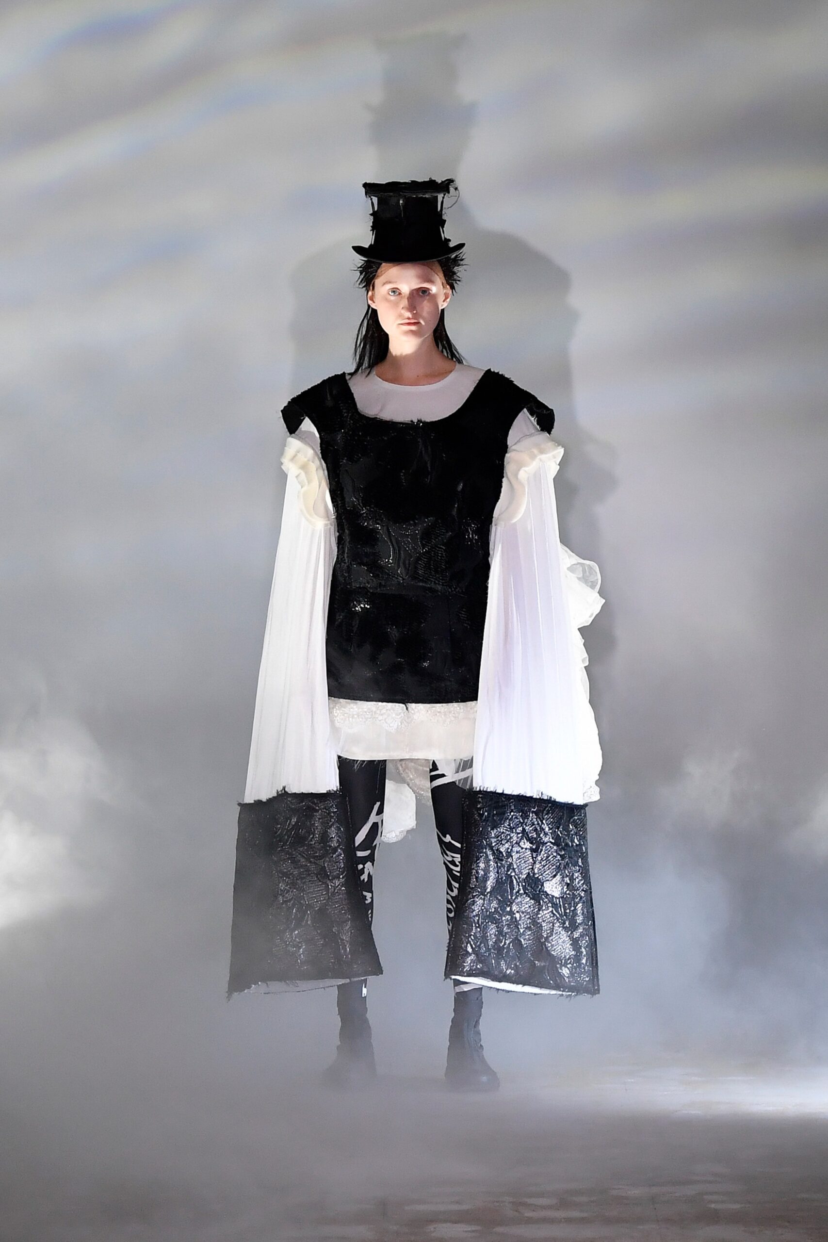 Comme des Garçons F/W 21 Look 40