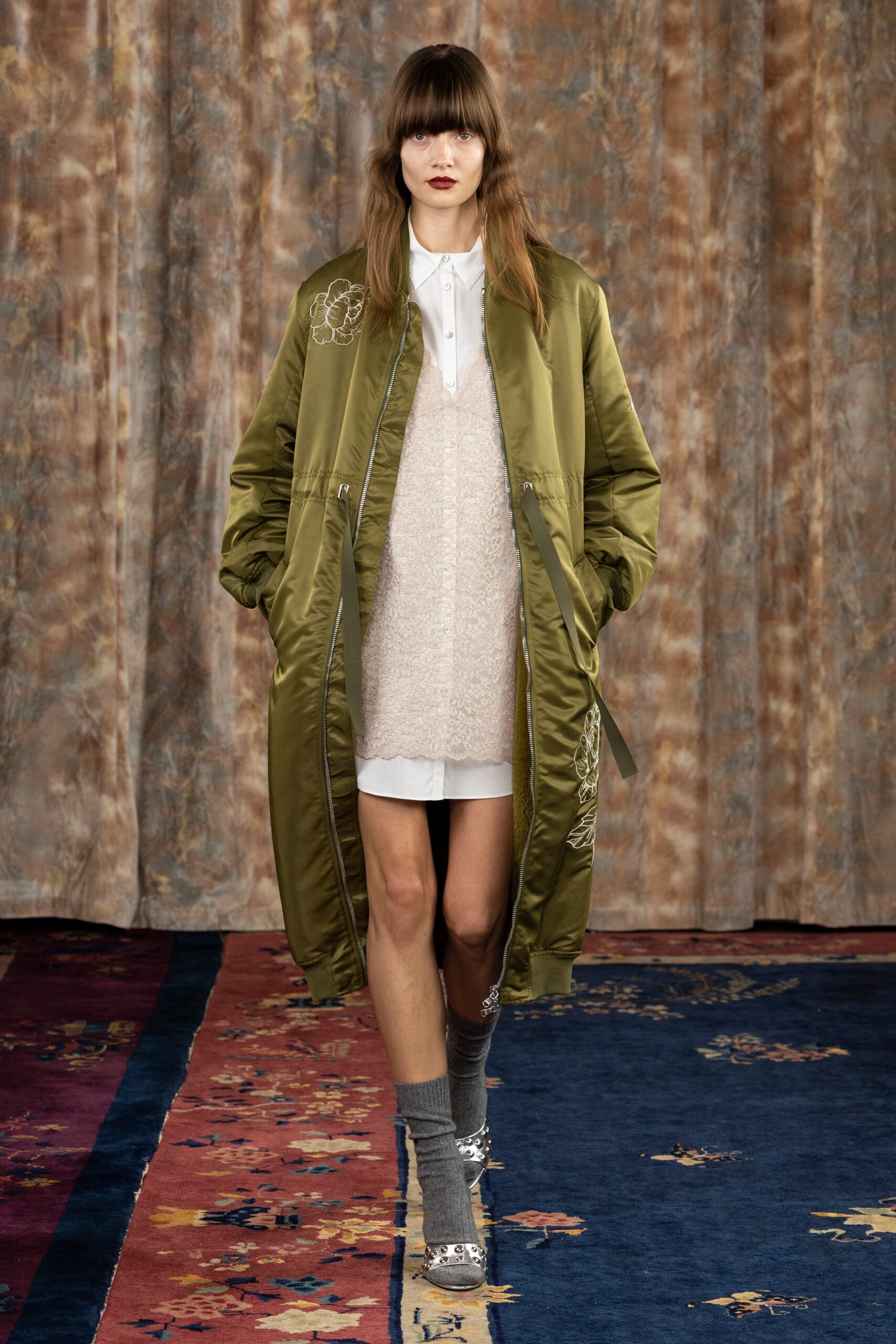 Cinq à Sept F/W 23 Look 43