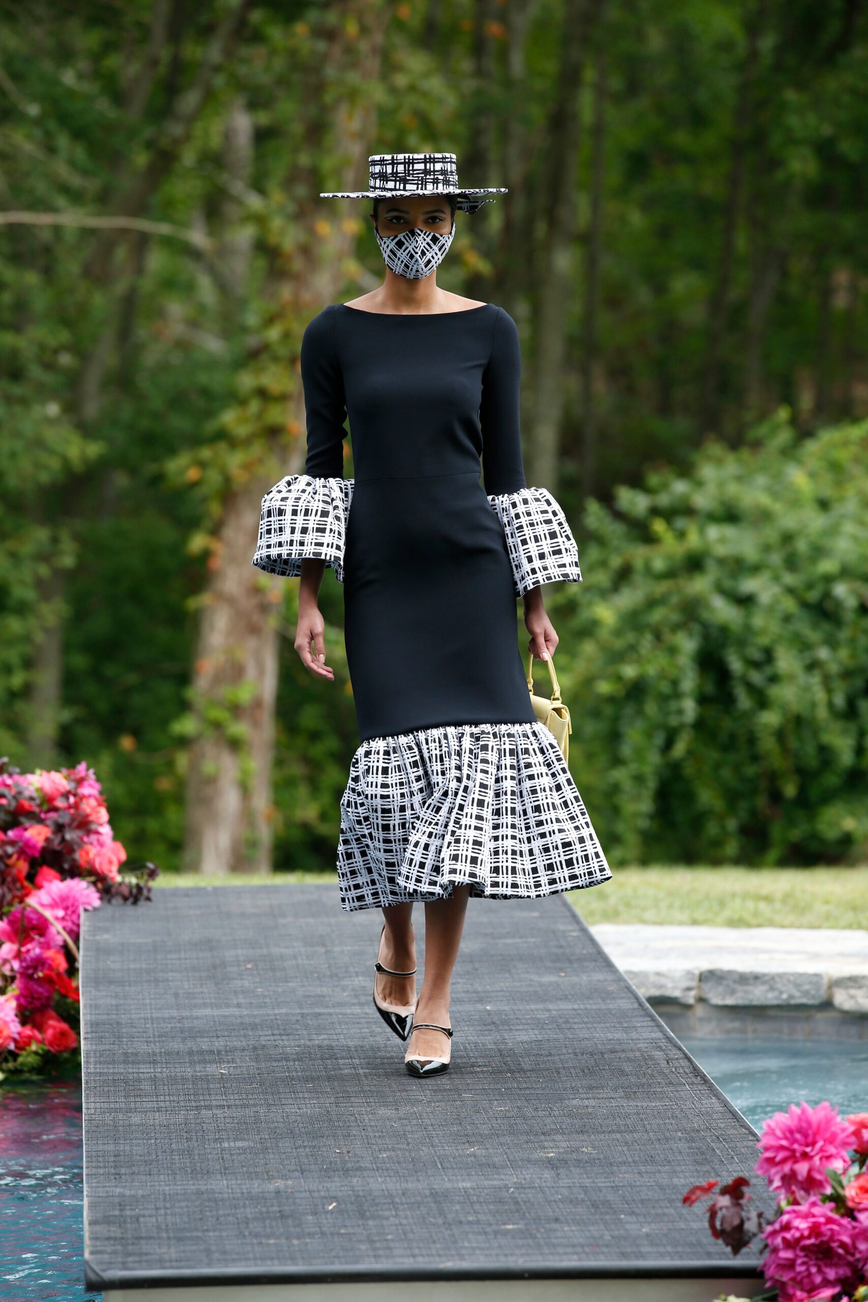 Christian Siriano S/S 21 Look 81