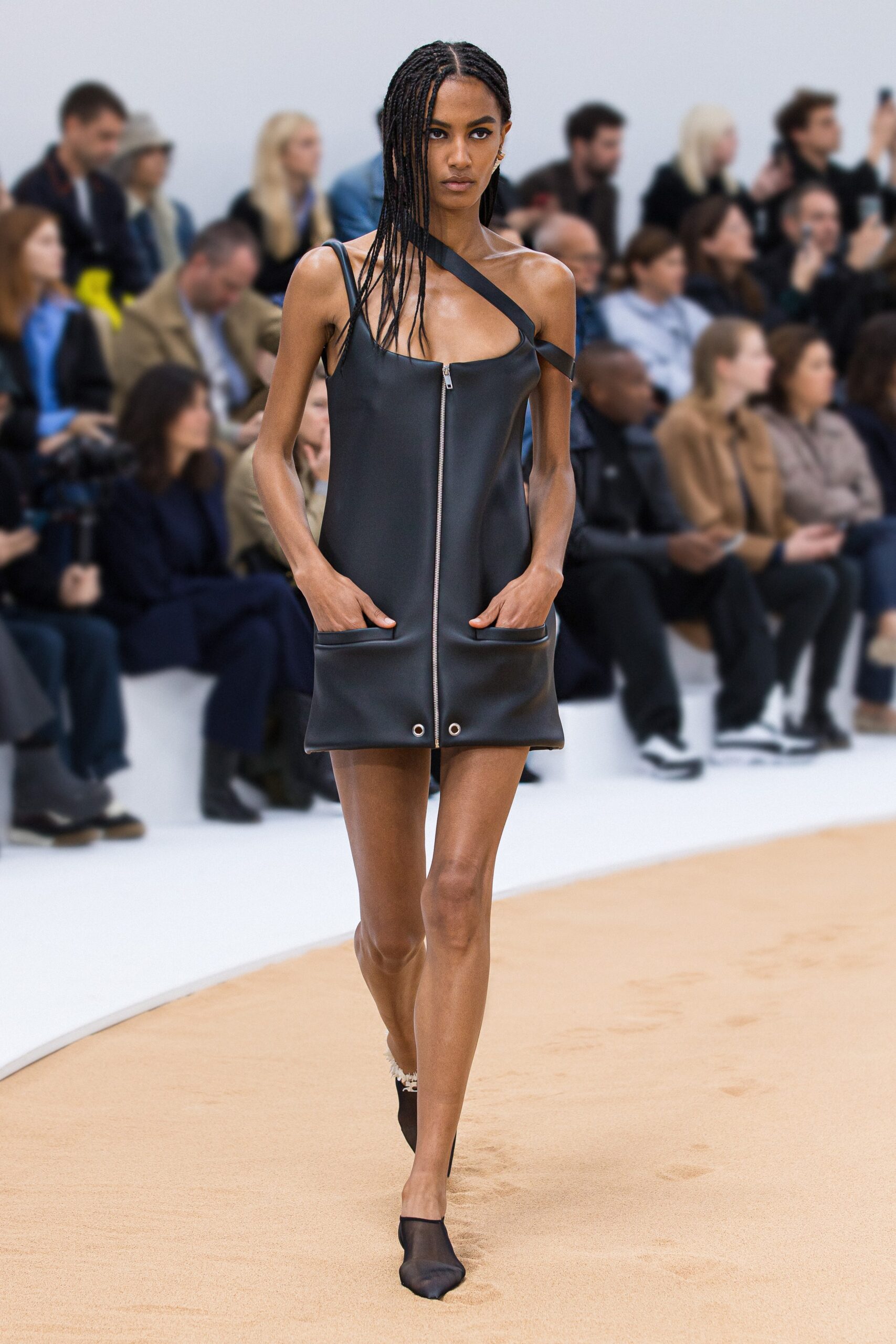 Courrèges S/S 23 Look 13