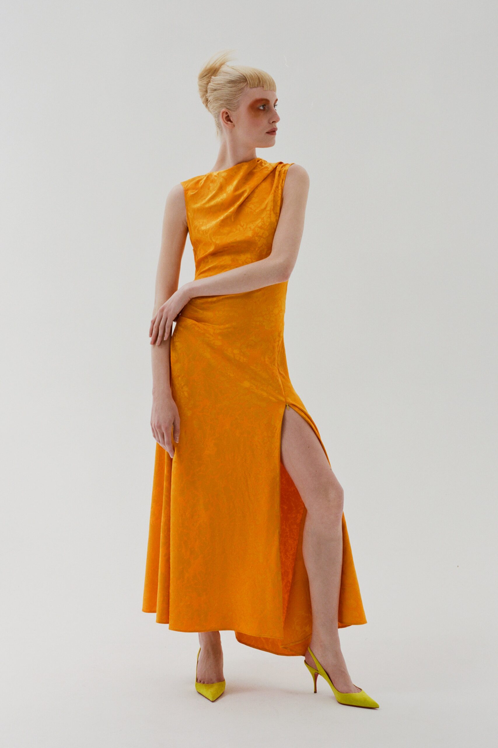 Christopher John Rogers F/W 22 Look 99