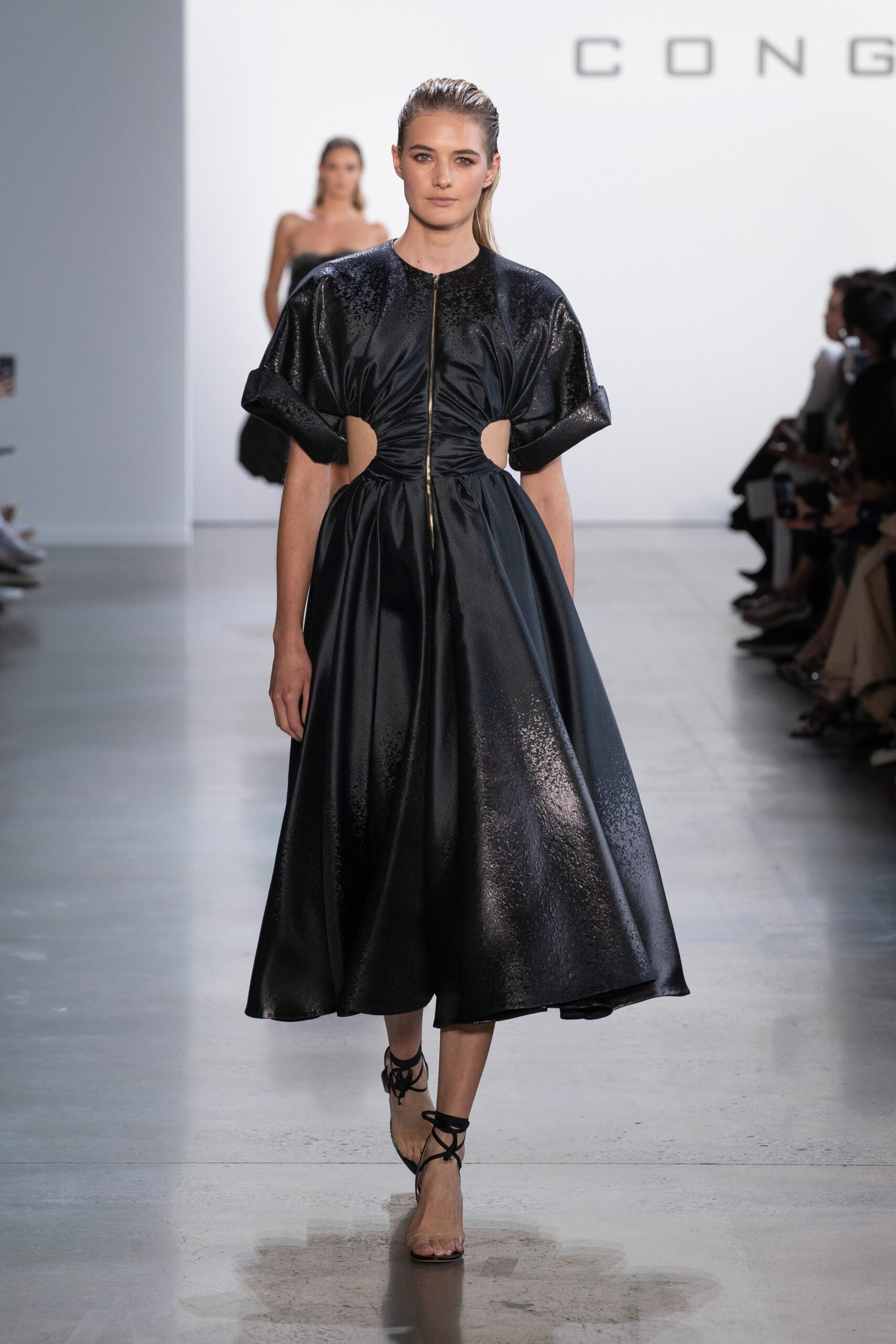 Cong Tri S/S 20 Look 99