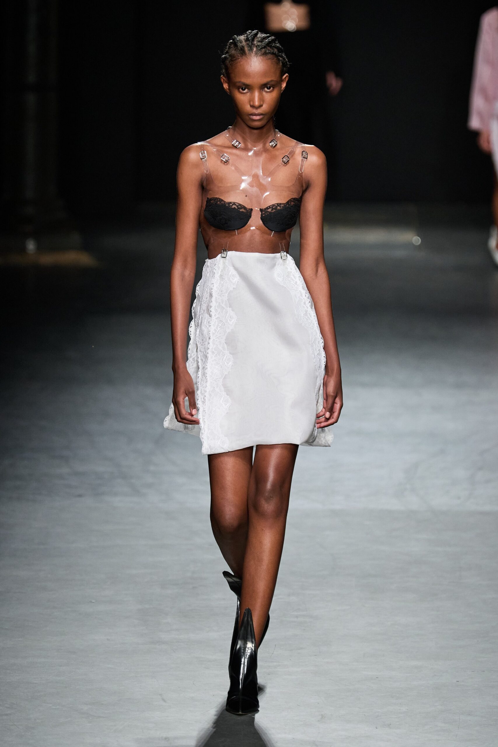 Christopher Kane S/S 23 Look 142