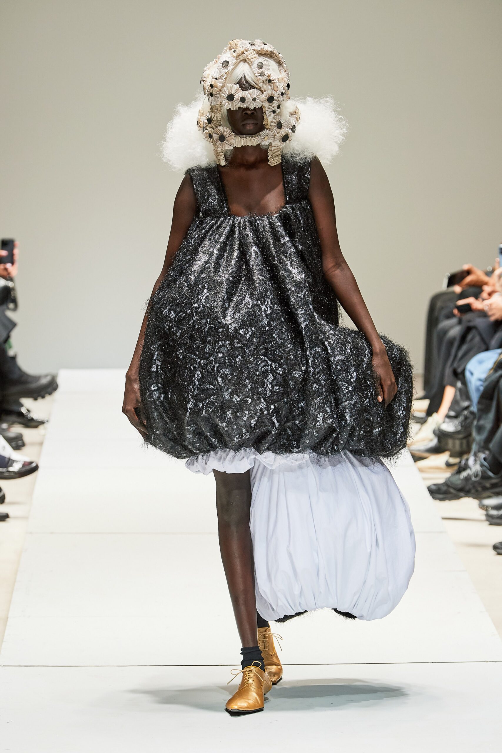 Comme des Garçons S/S 23 Look 105