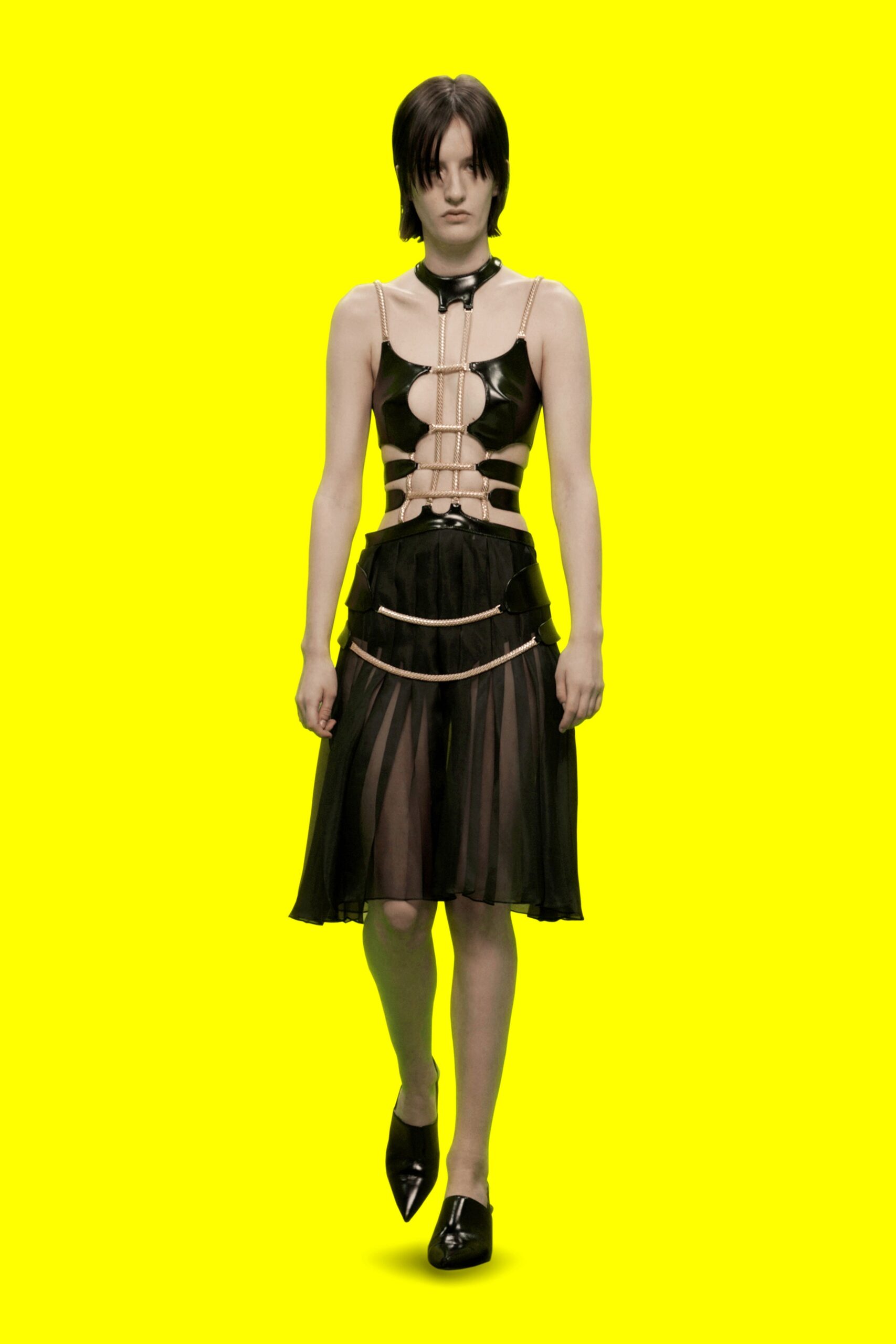 Christopher Kane F/W 22 Look 122