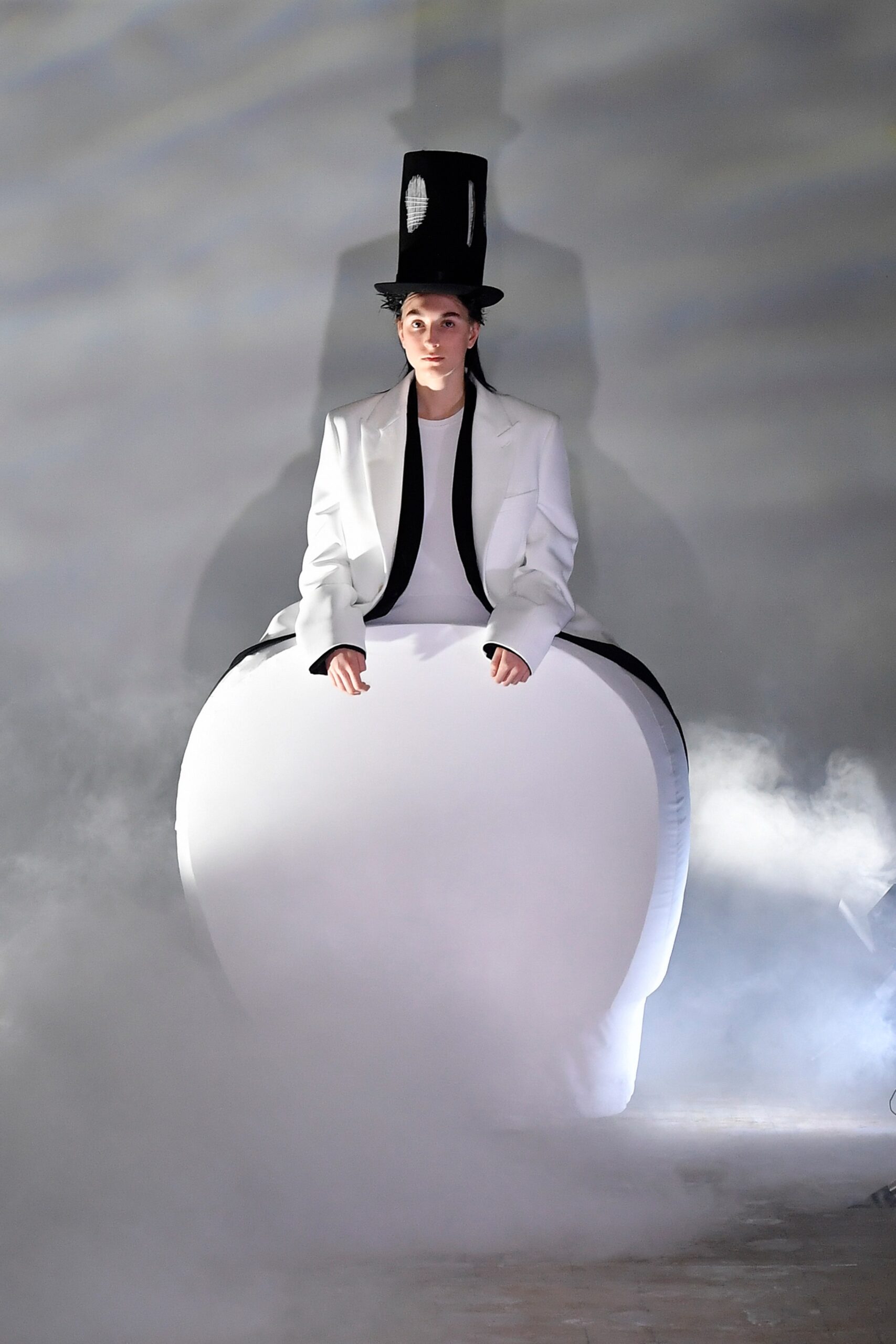 Comme des Garçons F/W 21 Look 128