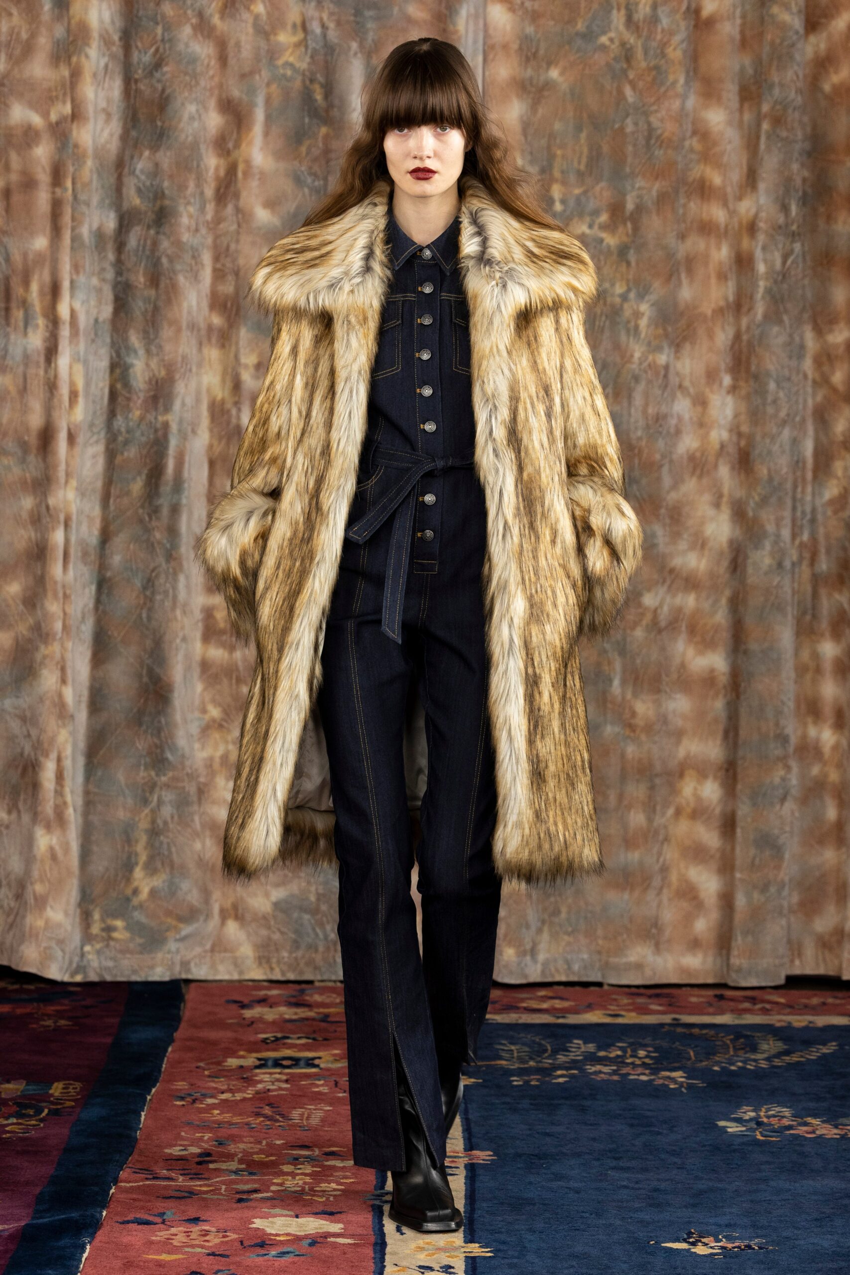 Cinq à Sept F/W 23 Look 145