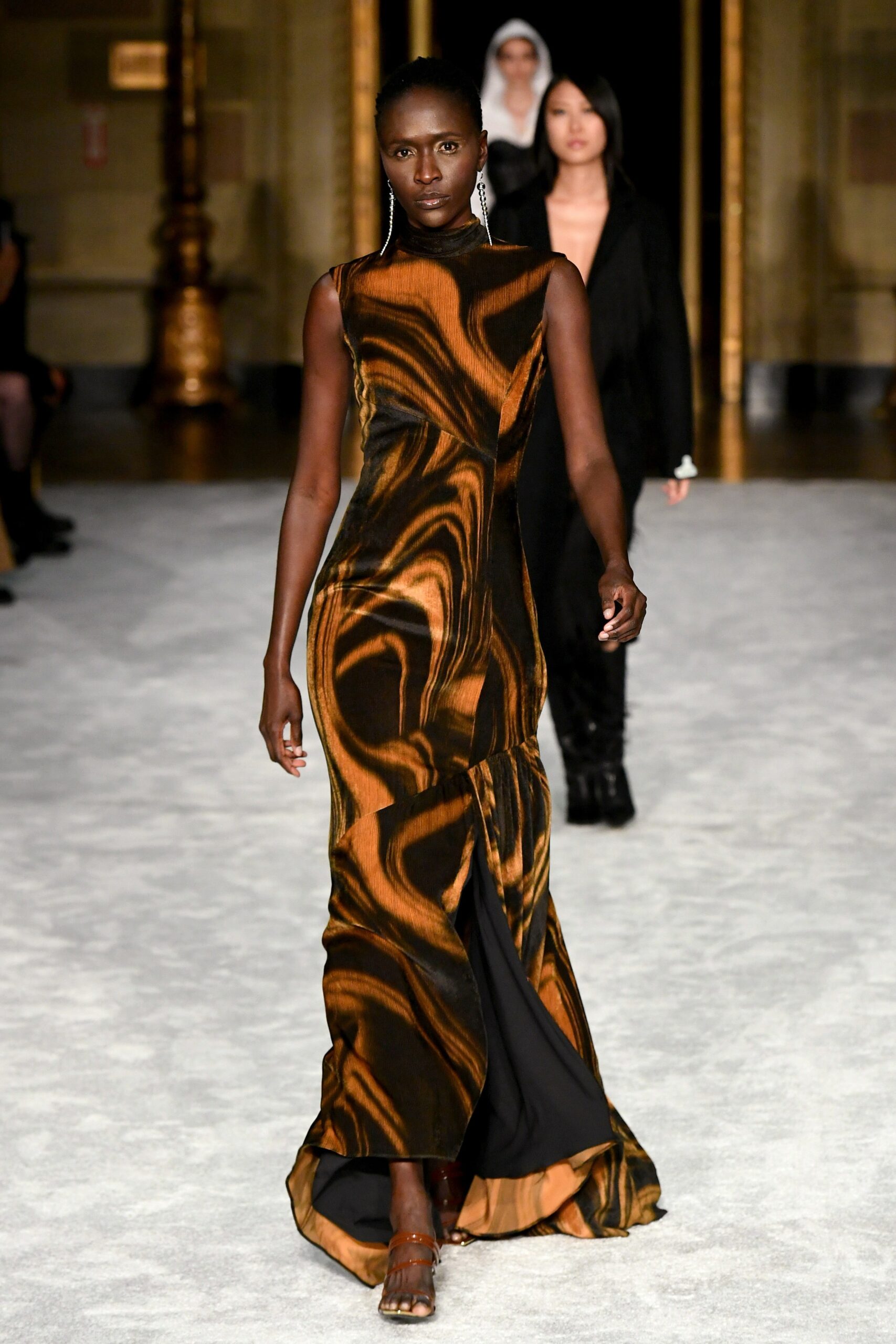 Christian Siriano F/W 21 Look 210