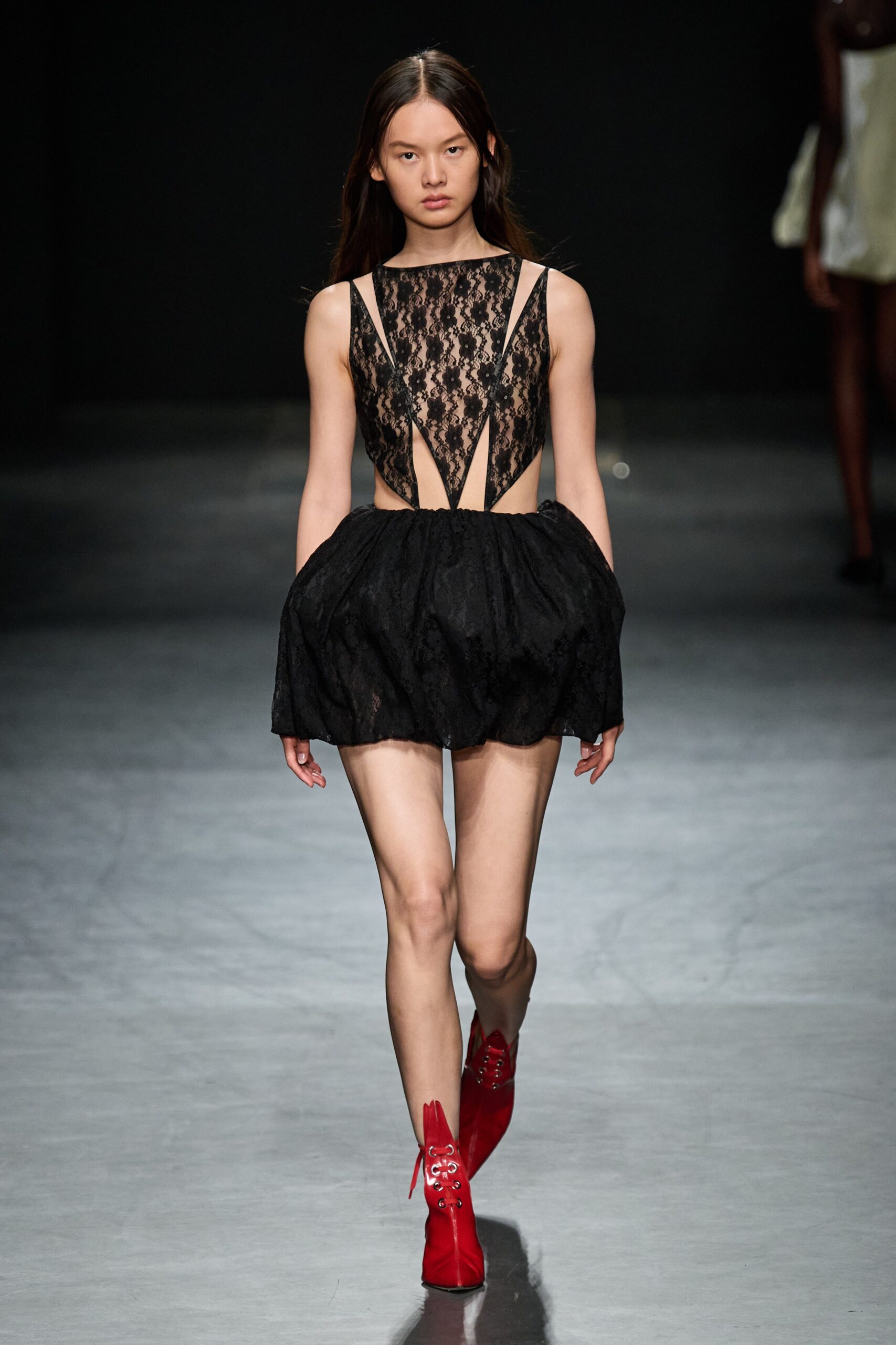 Christopher Kane S/S 23 Look 213