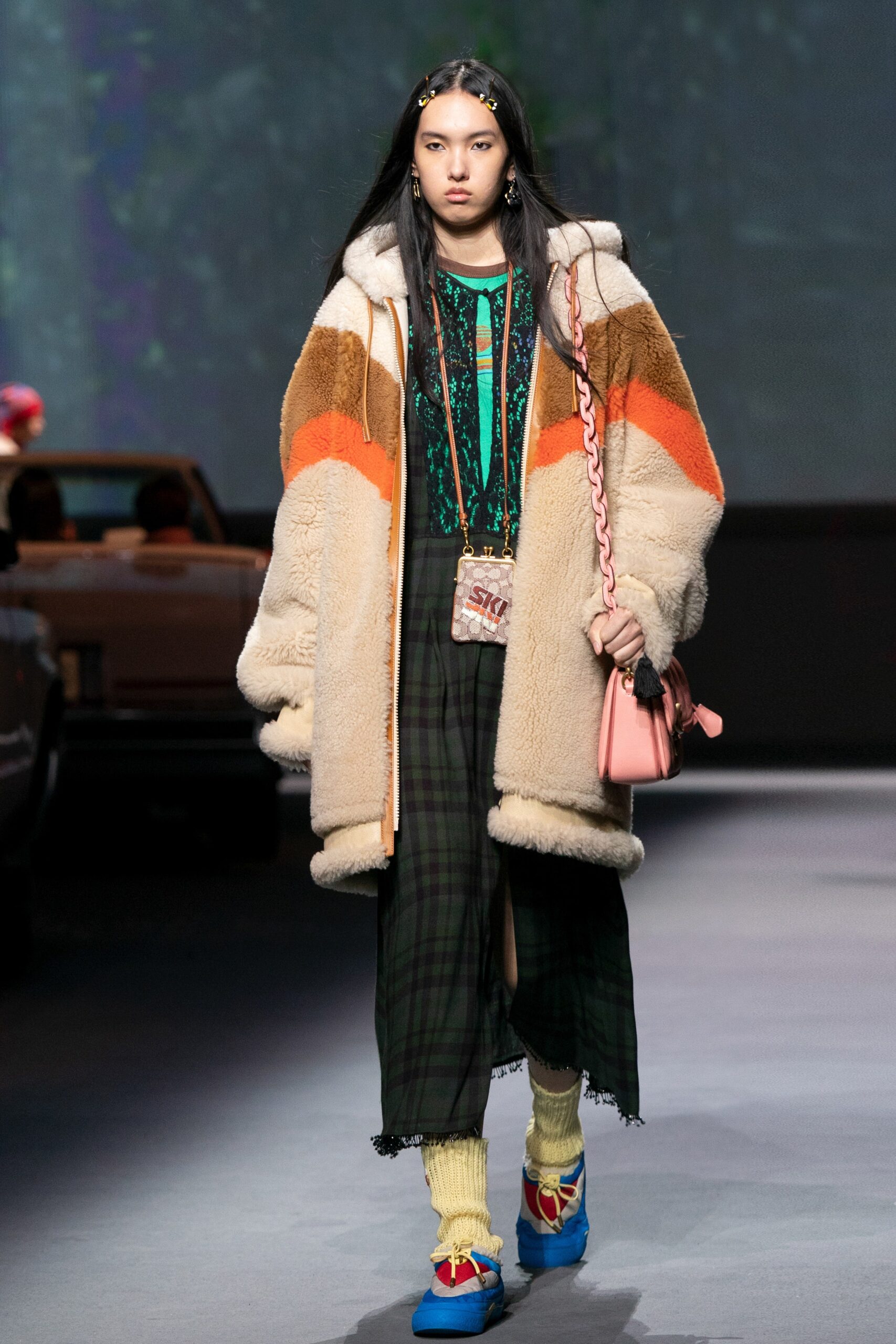 Coach Resort 22 Look 216