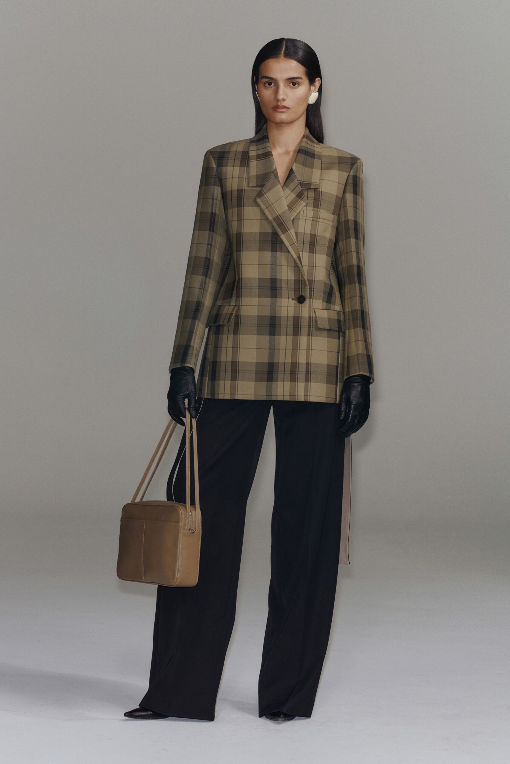 Commission F/W 21 Look 188
