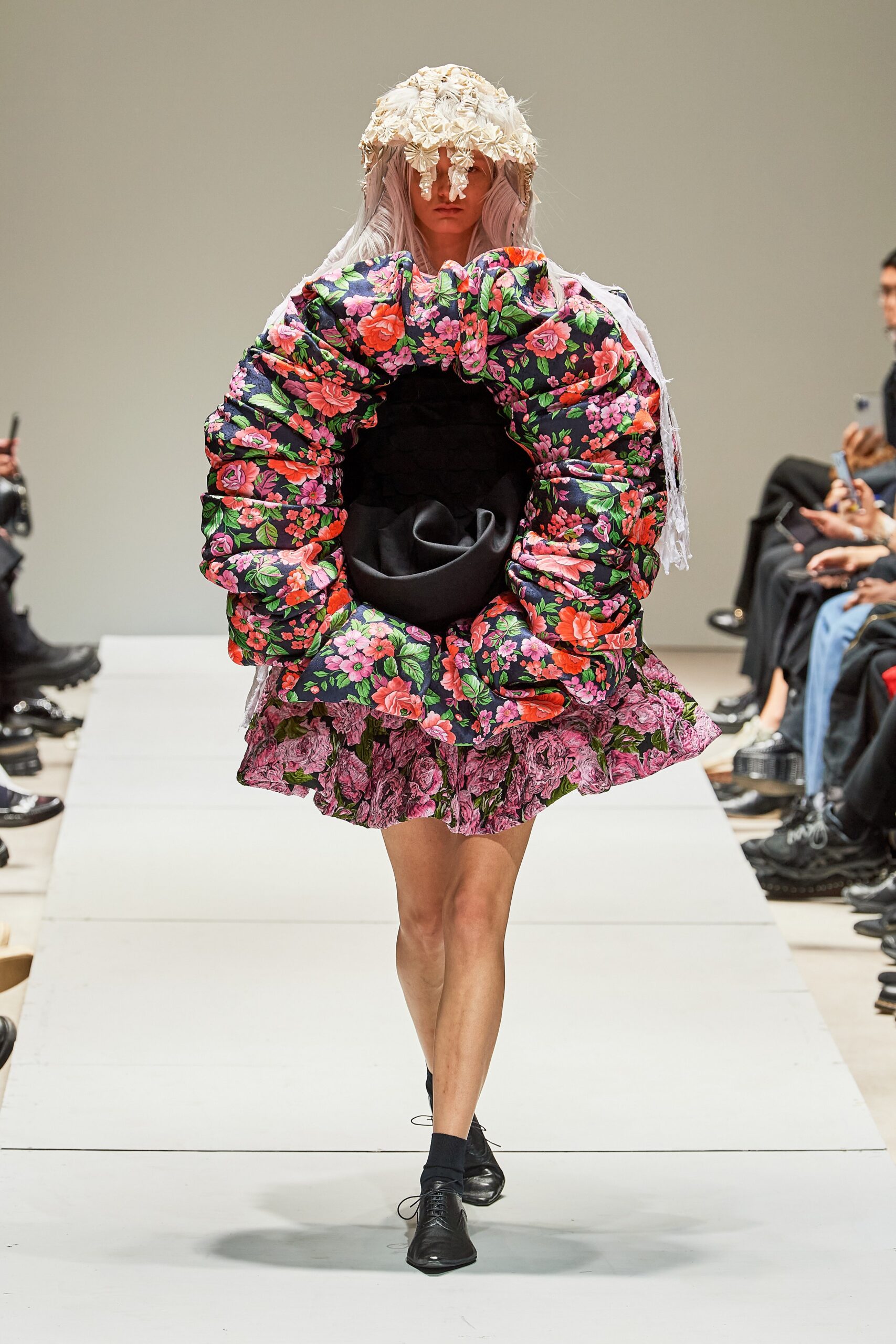 Comme des Garçons S/S 23 Look 202