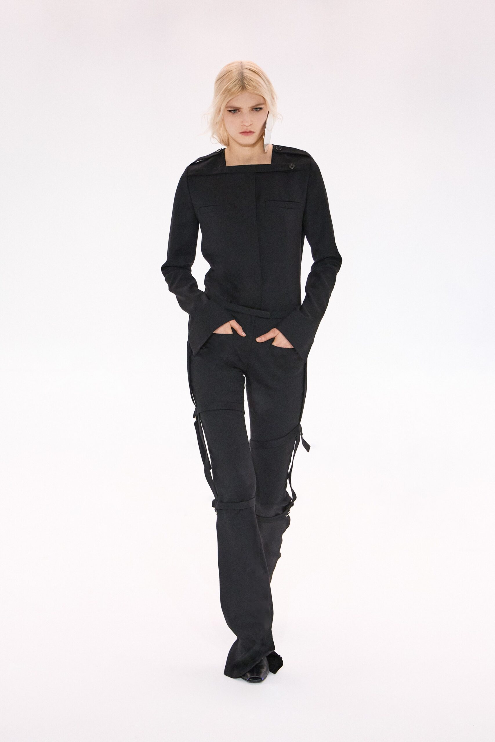 Courrèges F/W 23 Look 72