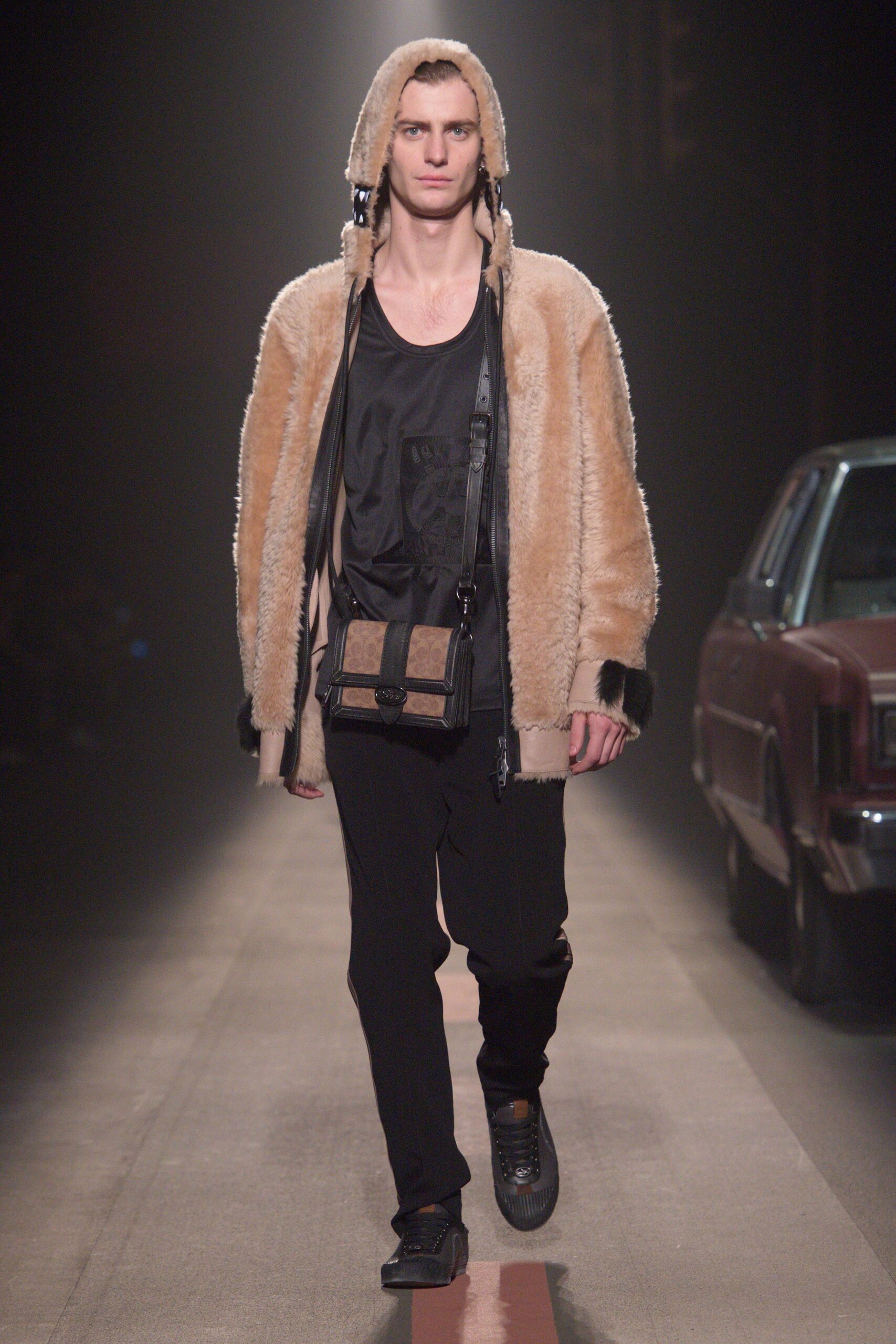 Coach F/W 19 Look 249