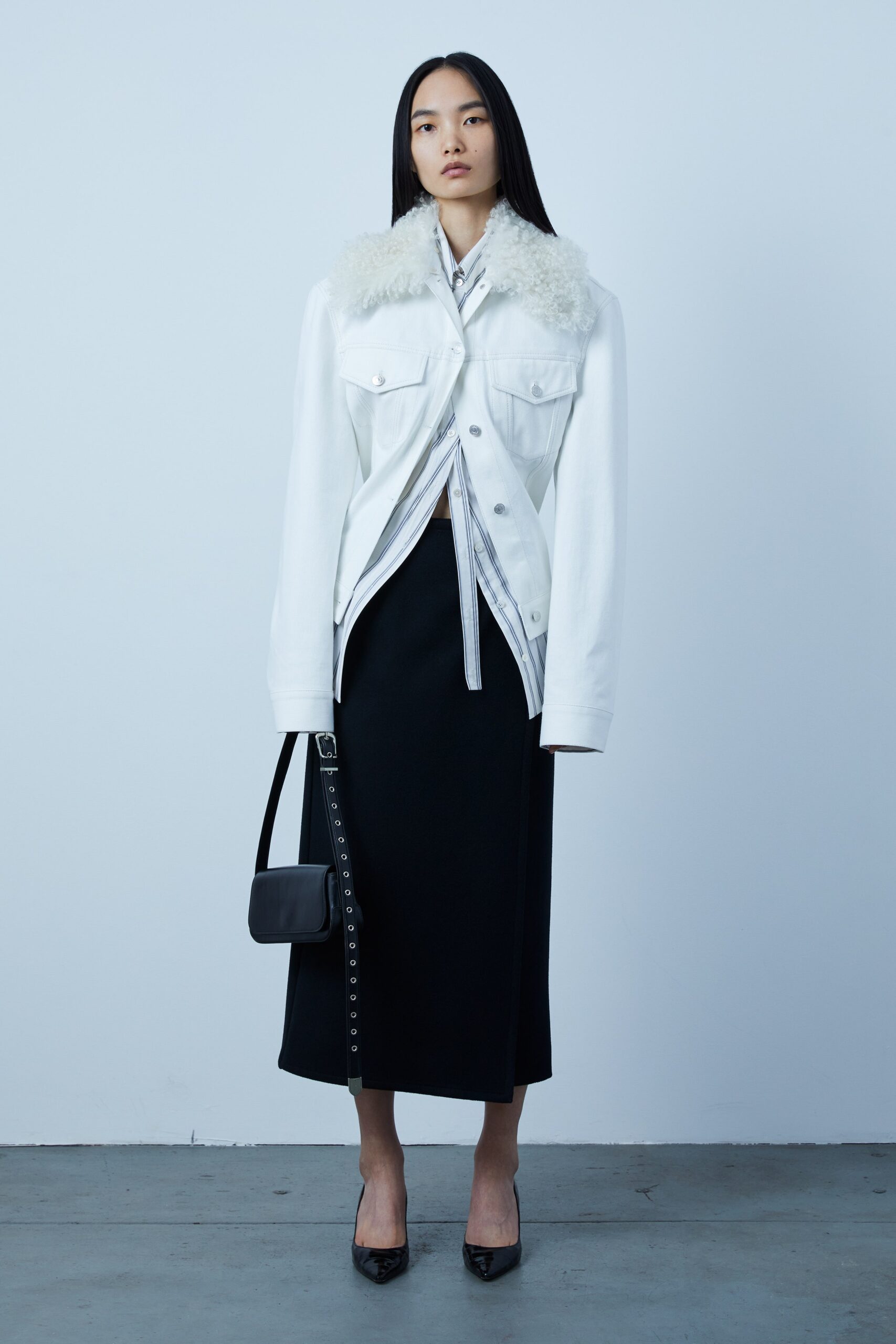 Commission F/W 23 Look 253