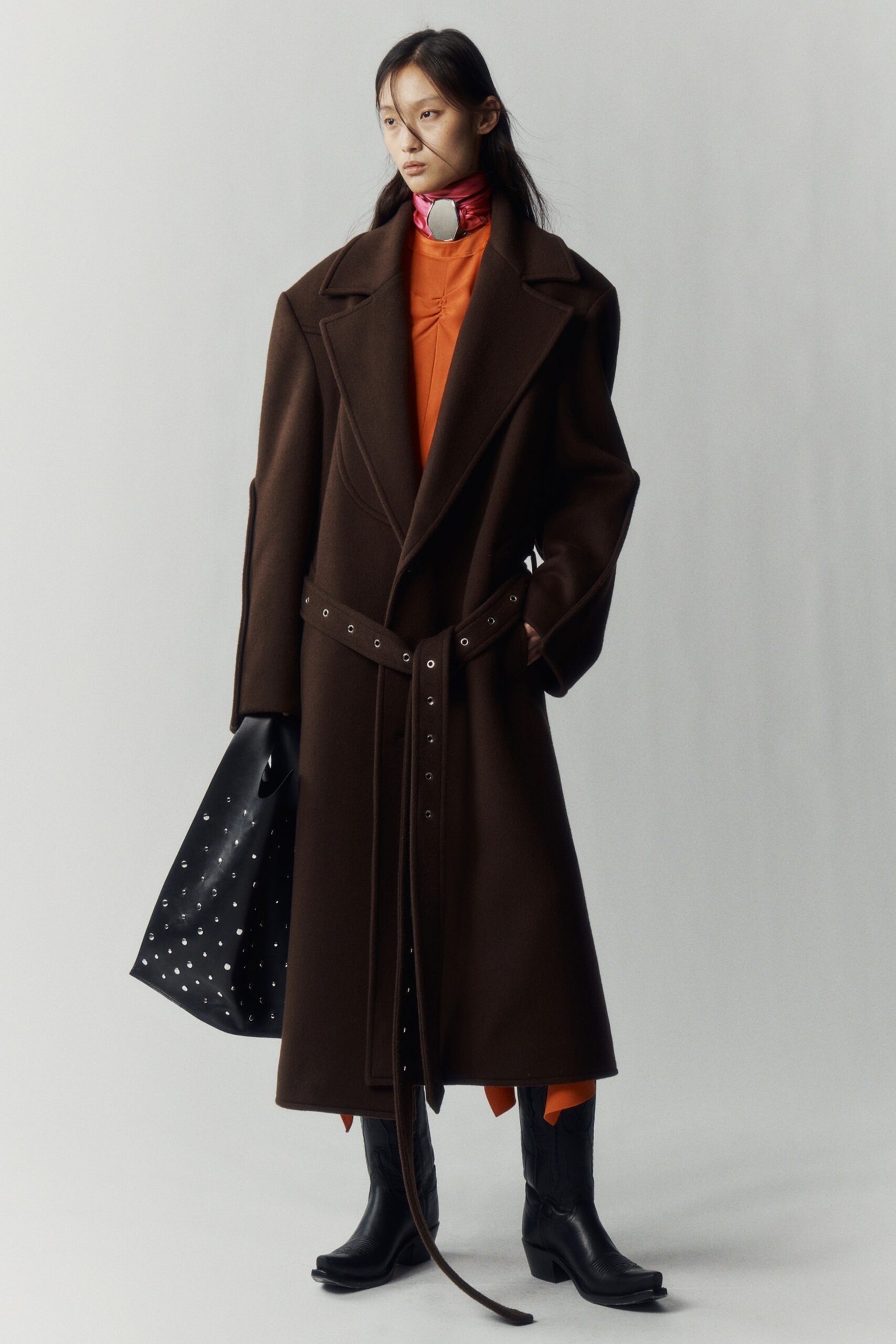 Commission F/W 22 Look 275