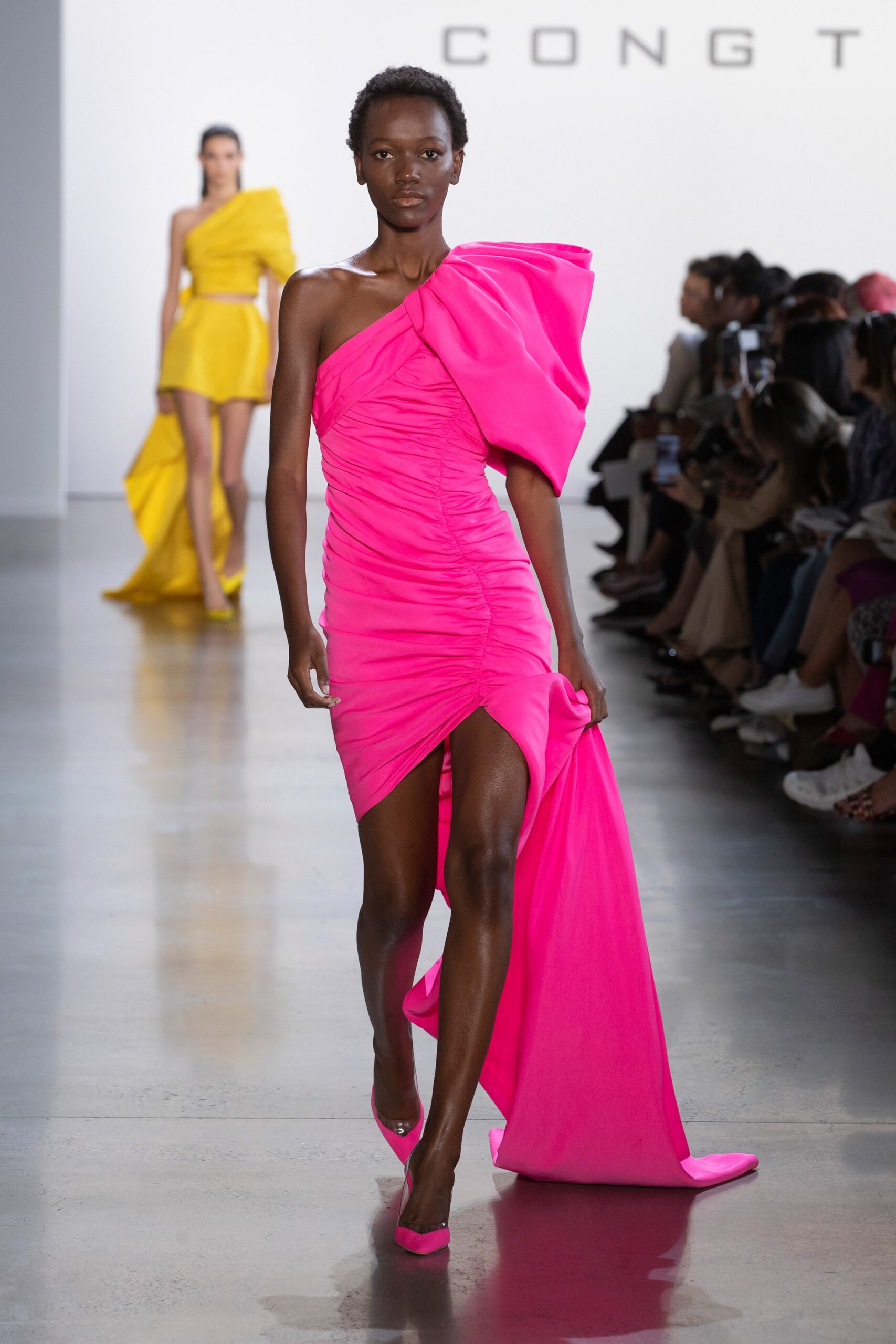 Cong Tri S/S 20 Look 256