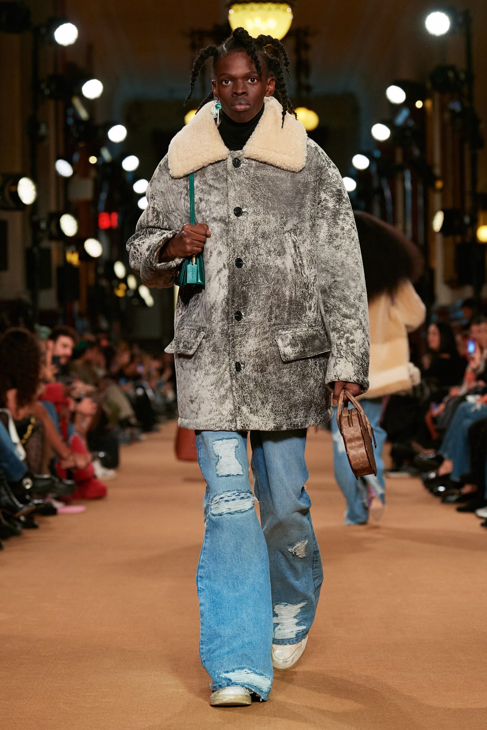 Coach F/W 23 Look 251