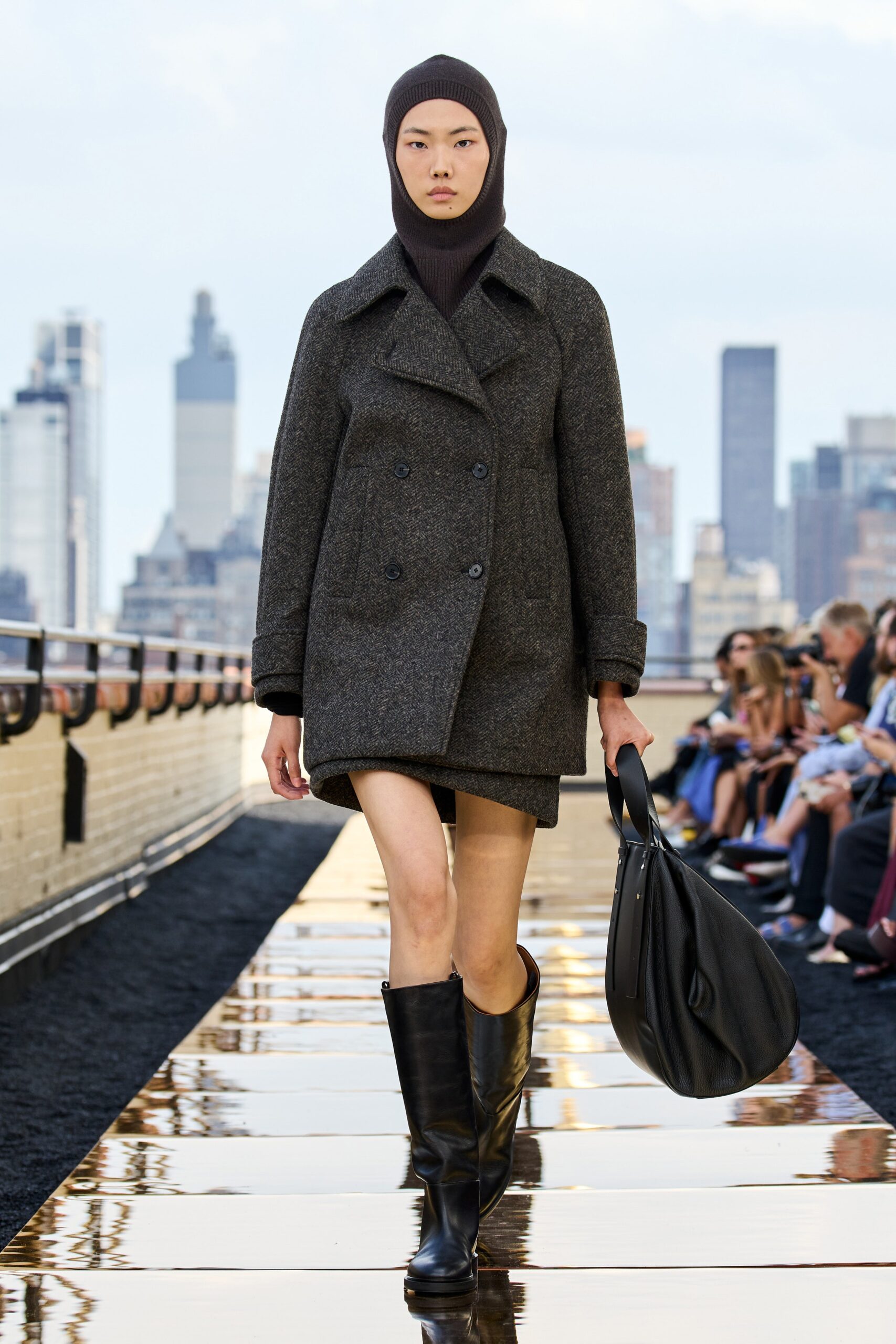 Cos F/W 22 Look 205