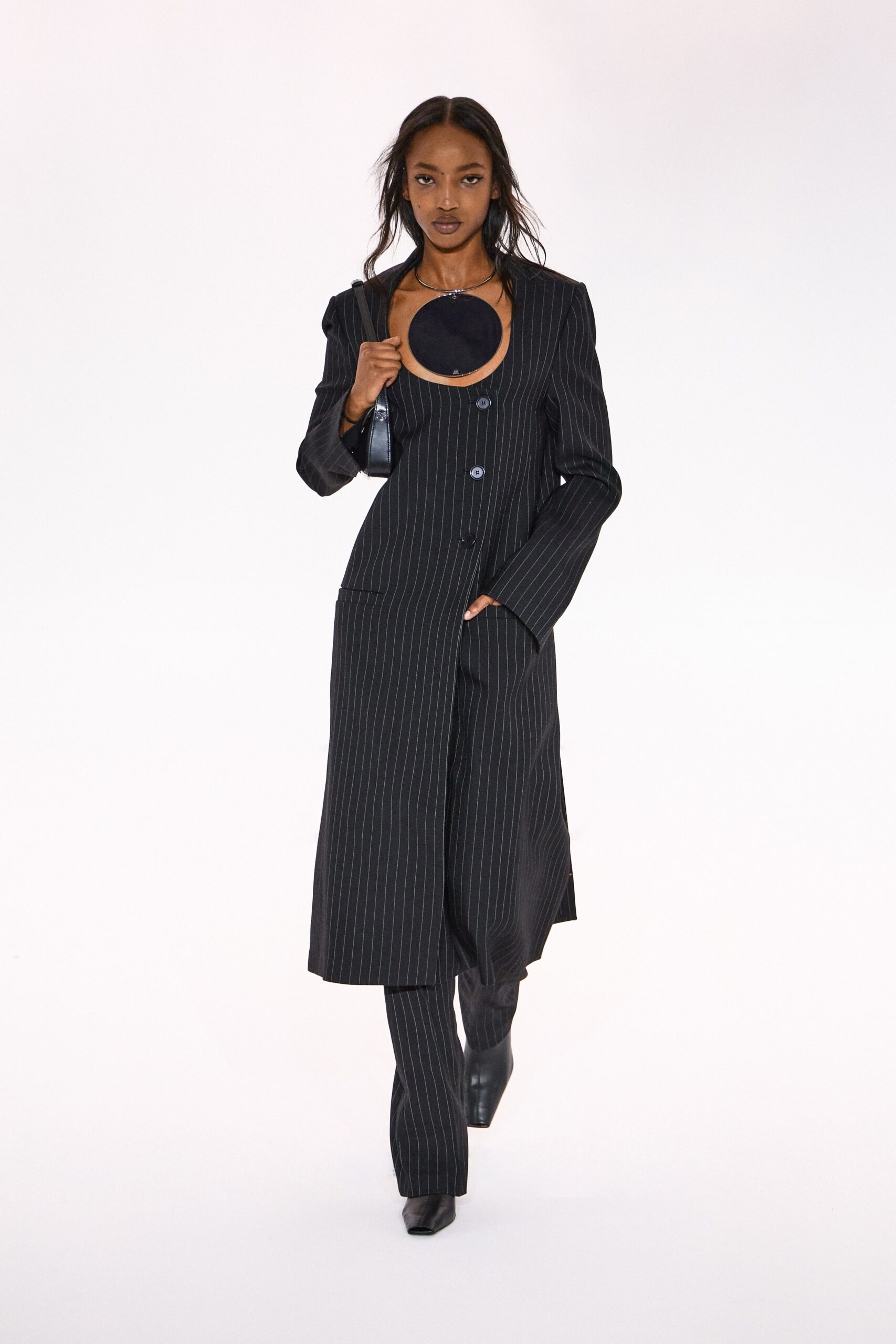 Courrèges F/W 23 Look 95