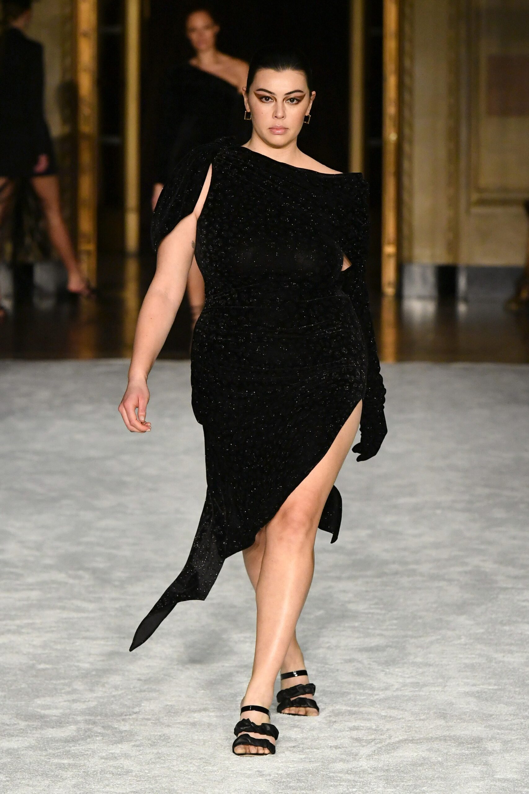 Christian Siriano F/W 21 Look 377