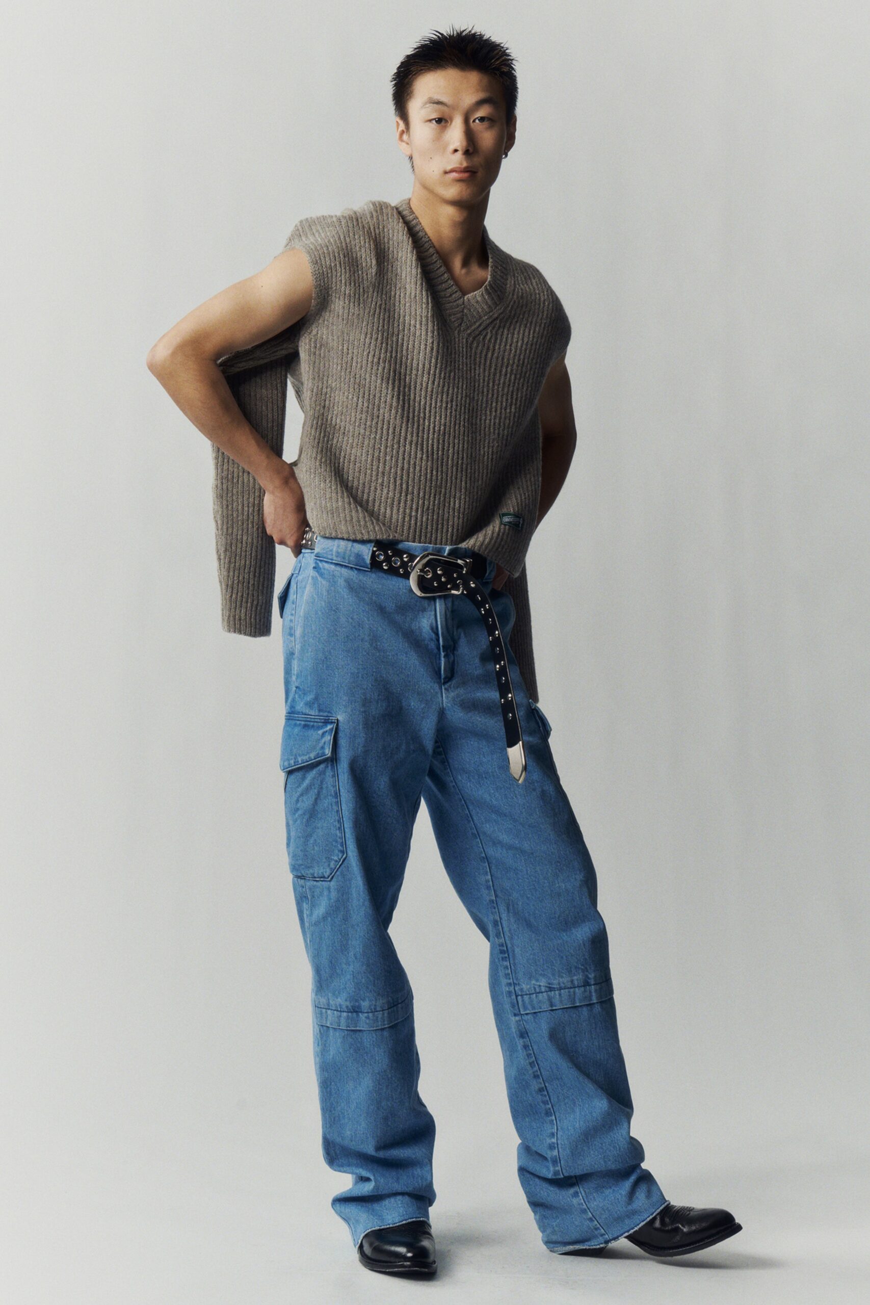Commission F/W 22 Look 318