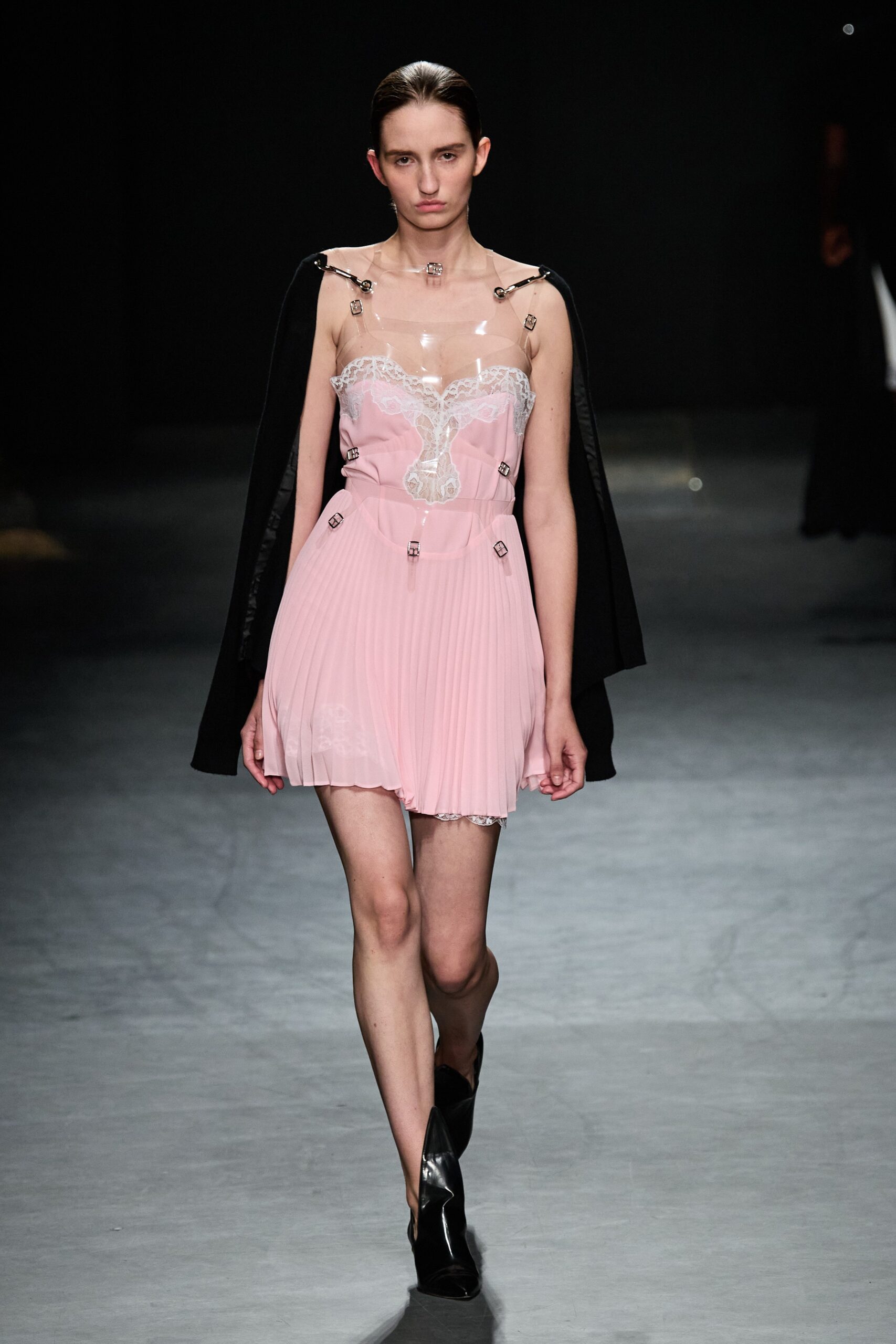 Christopher Kane S/S 23 Look 368