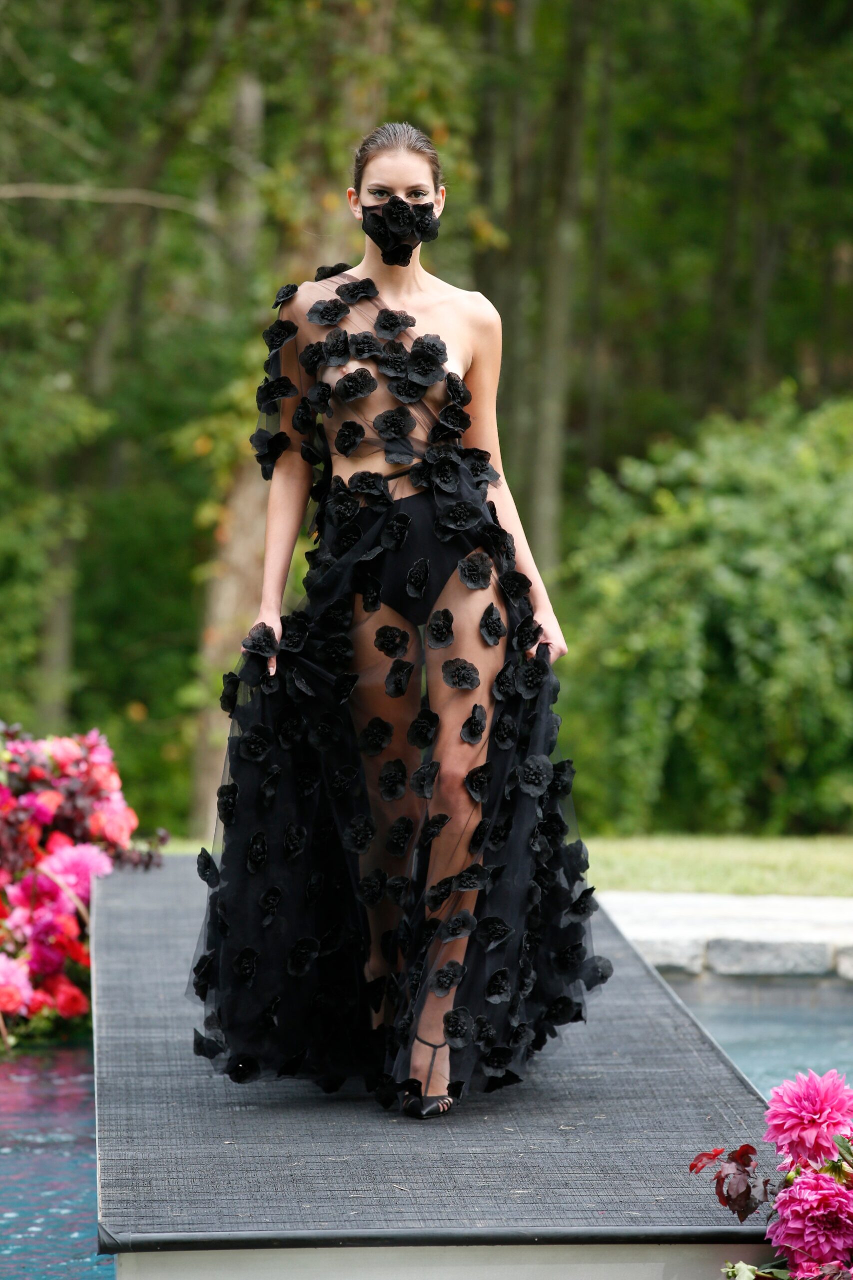 Christian Siriano S/S 21 Look 356