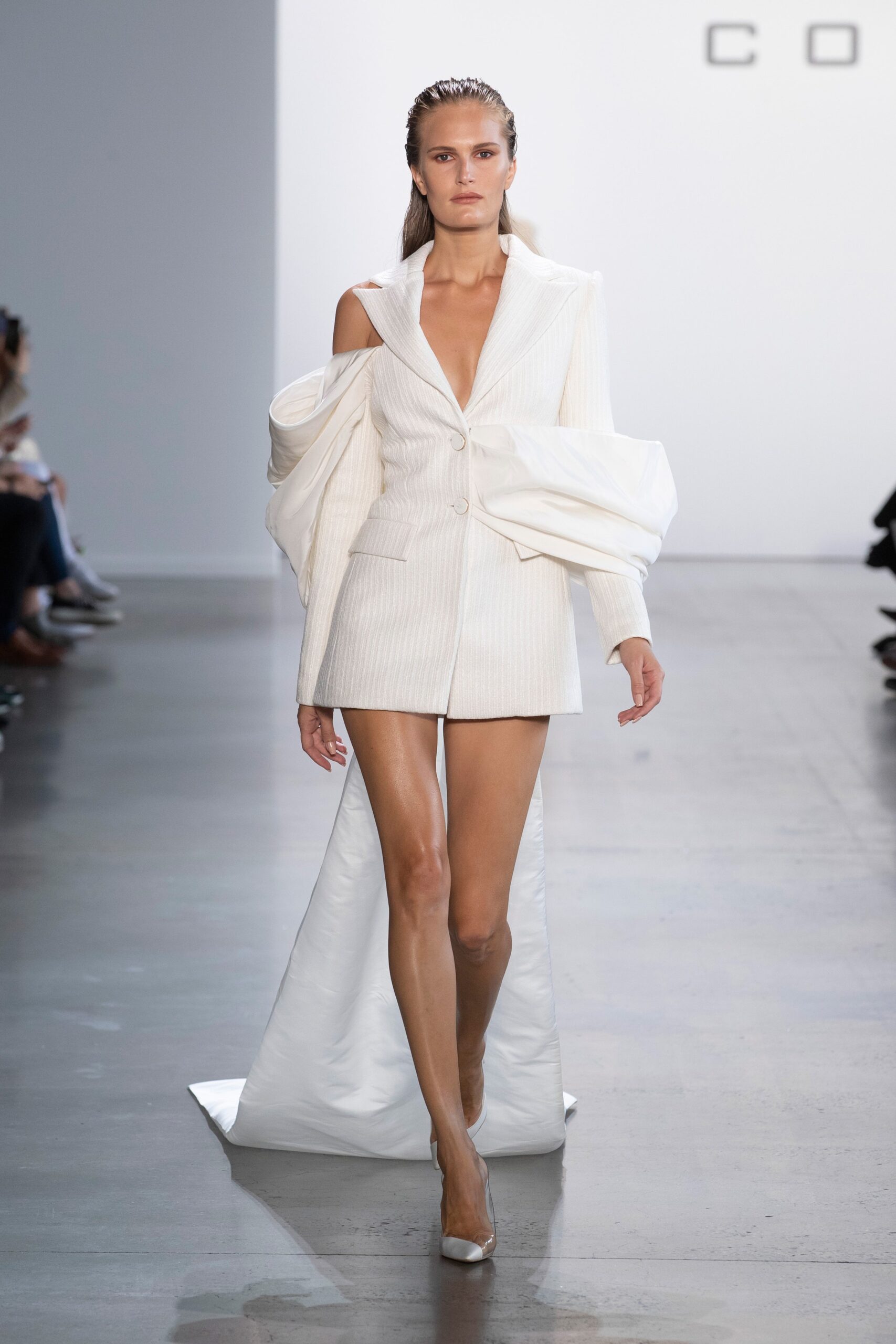 Cong Tri S/S 20 Look 346