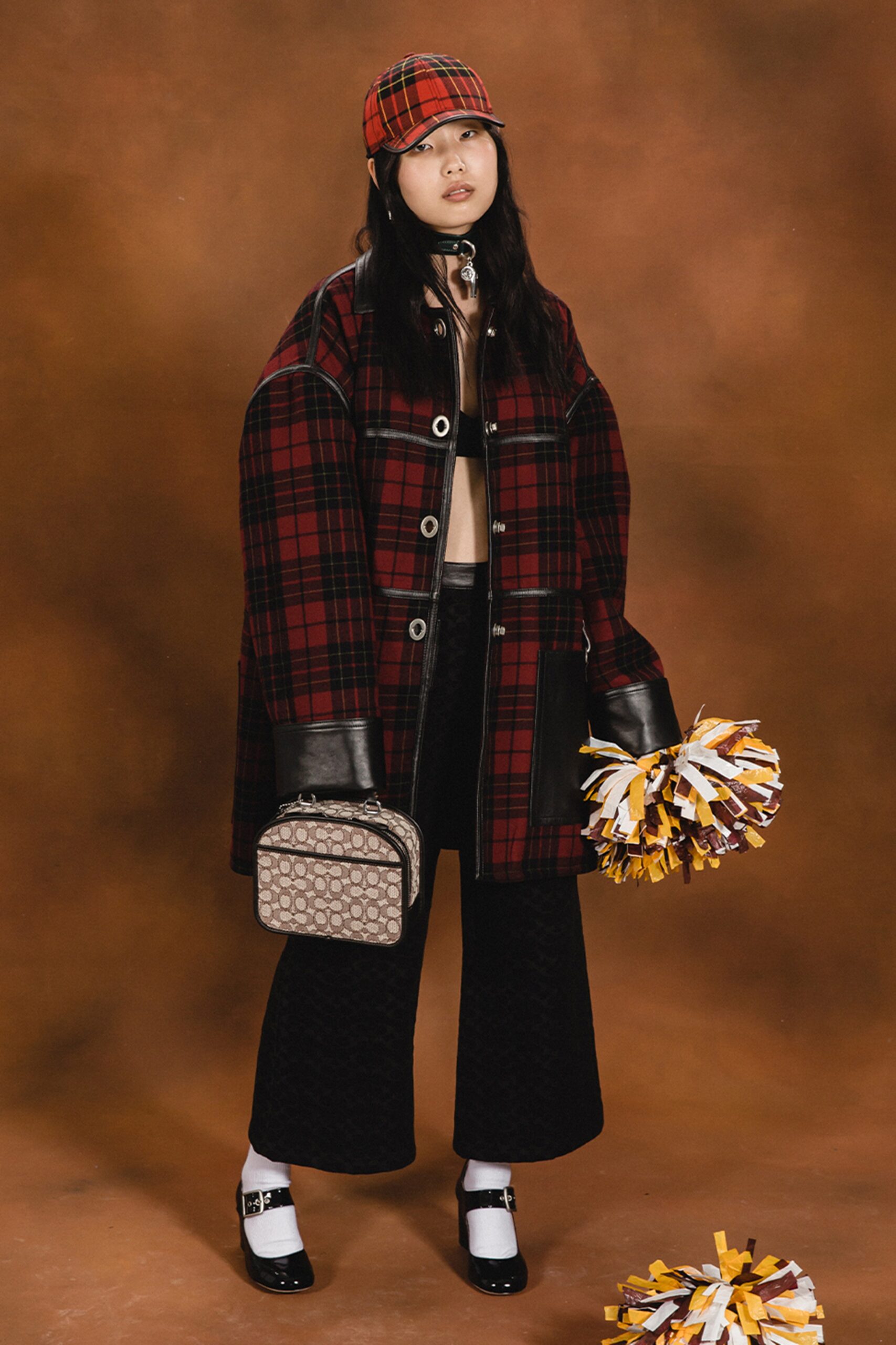 Coach Resort 23 Look 390