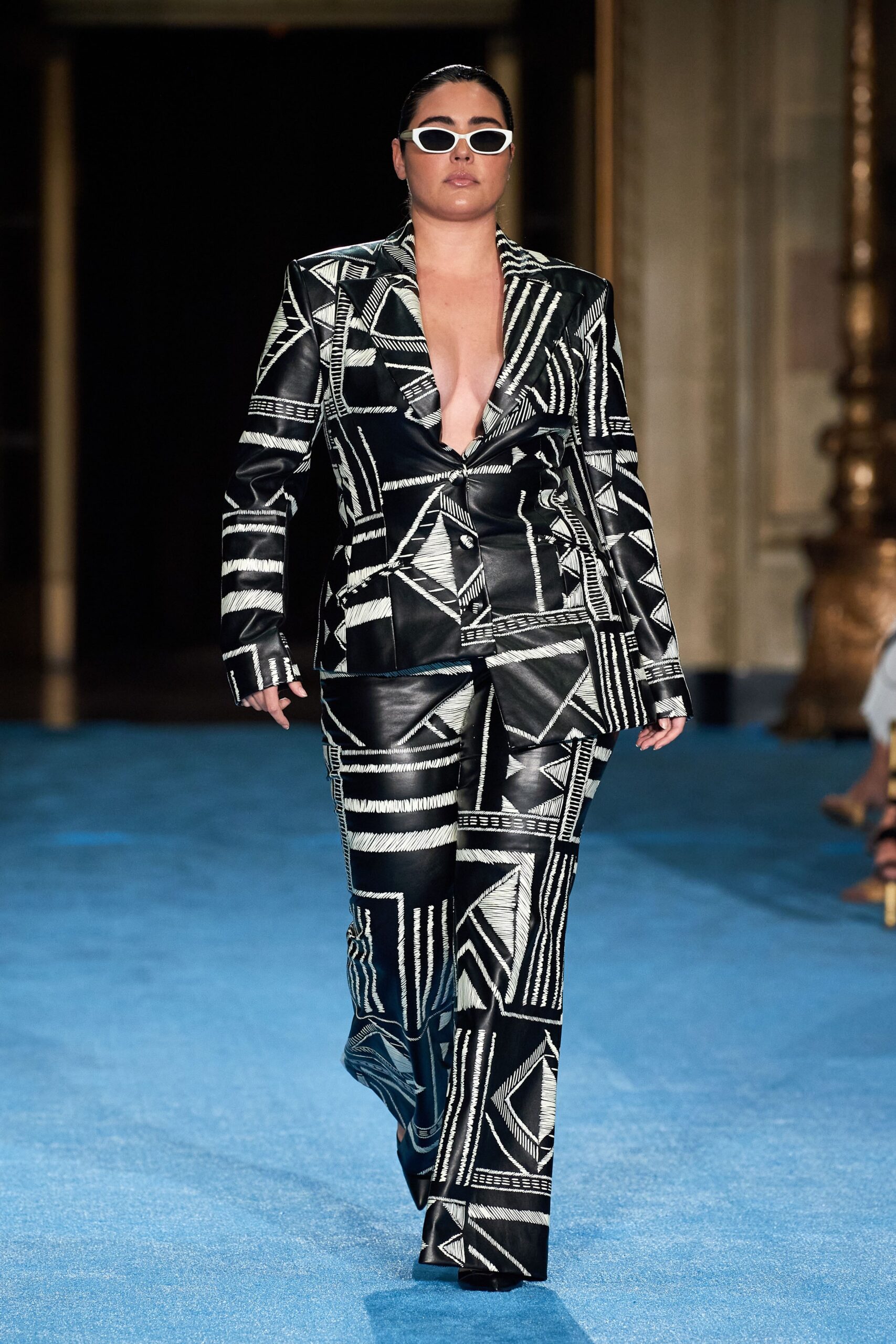 Christian Siriano S/S 22 Look 389