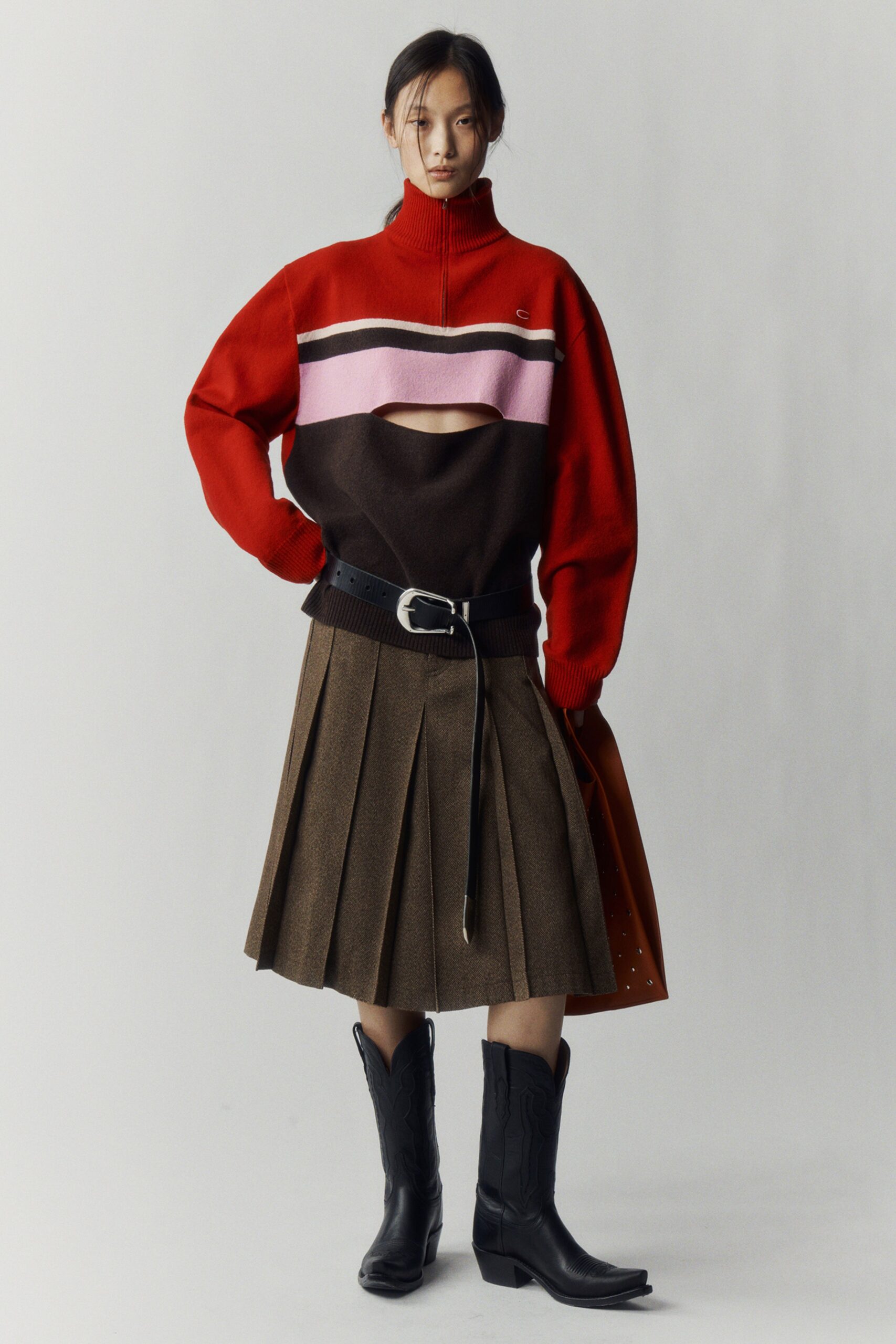 Commission F/W 22 Look 408
