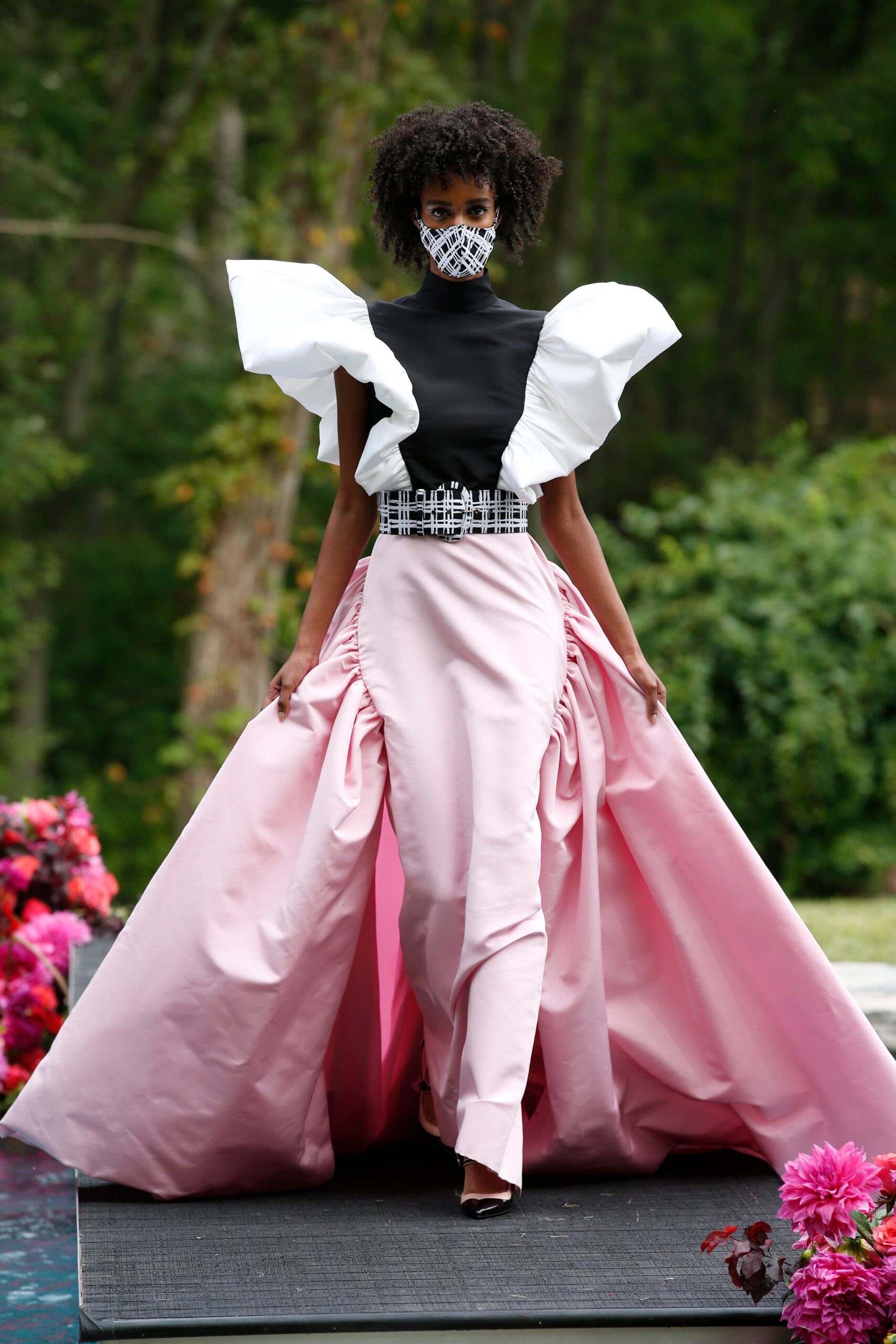 Christian Siriano S/S 21 Look 436