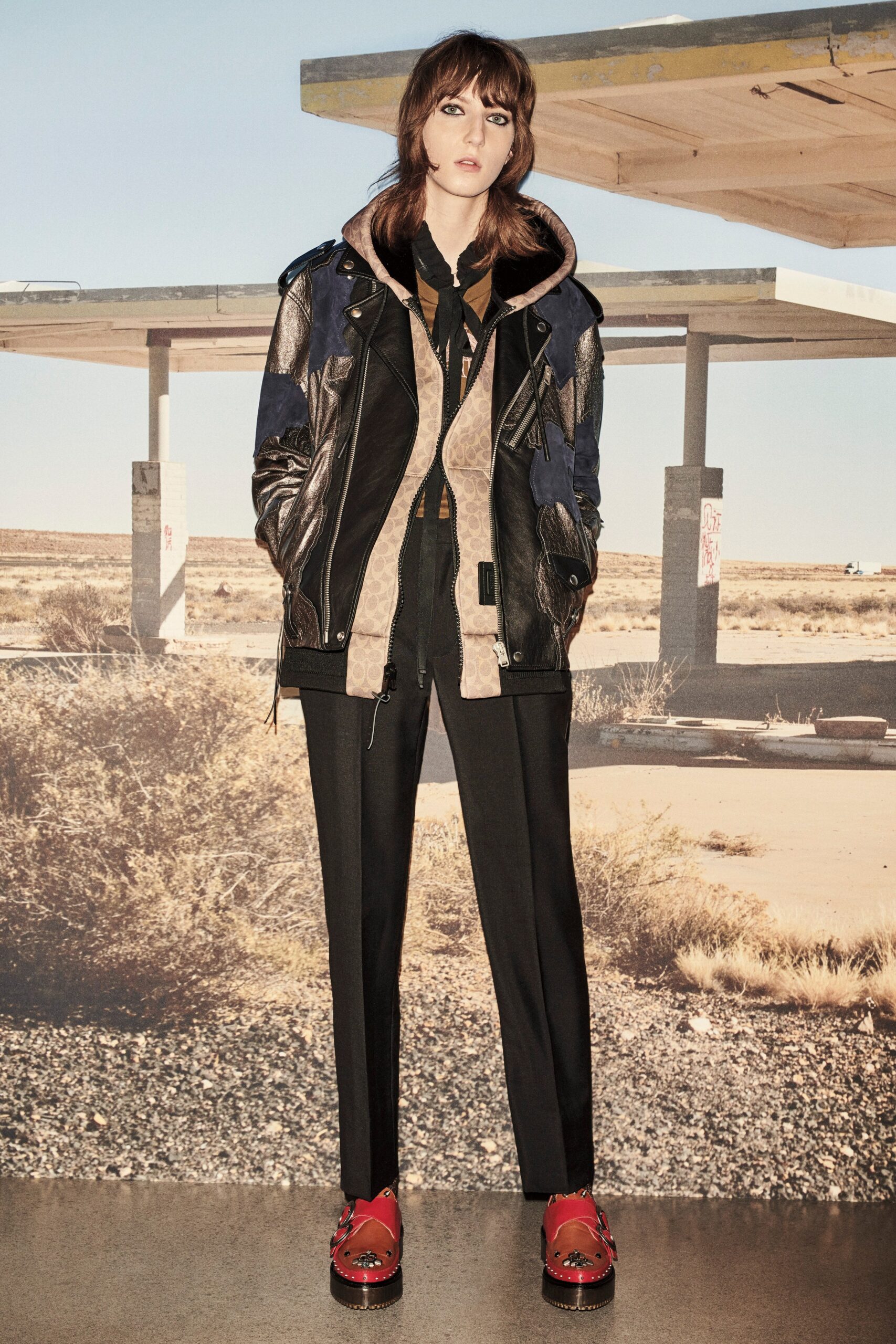 Coach Resort 19 Look 437
