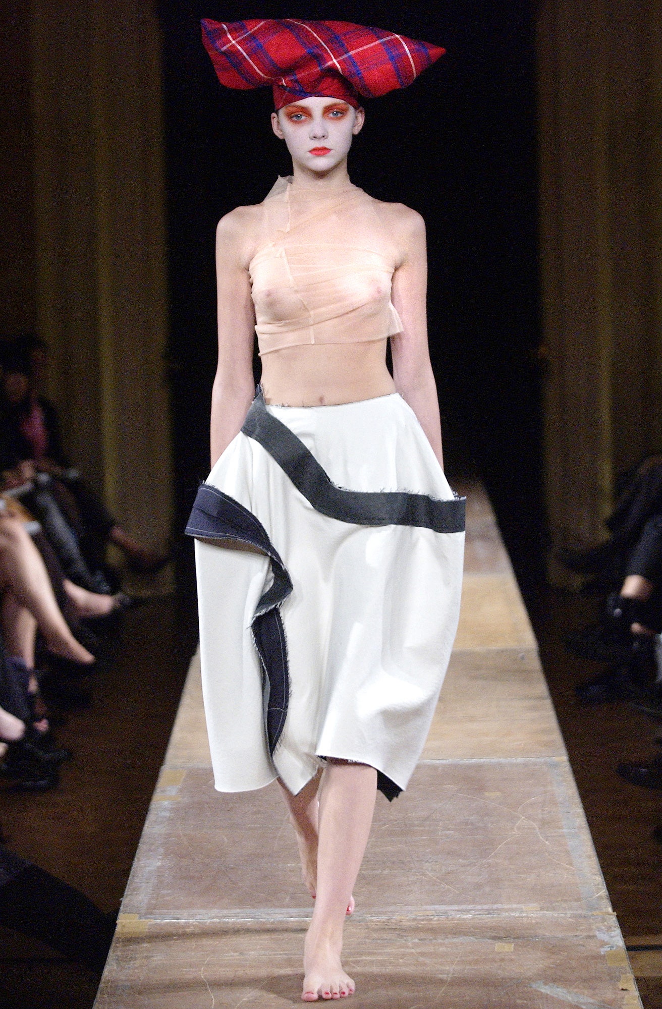 Comme des Garçons S/S 04 Look 24