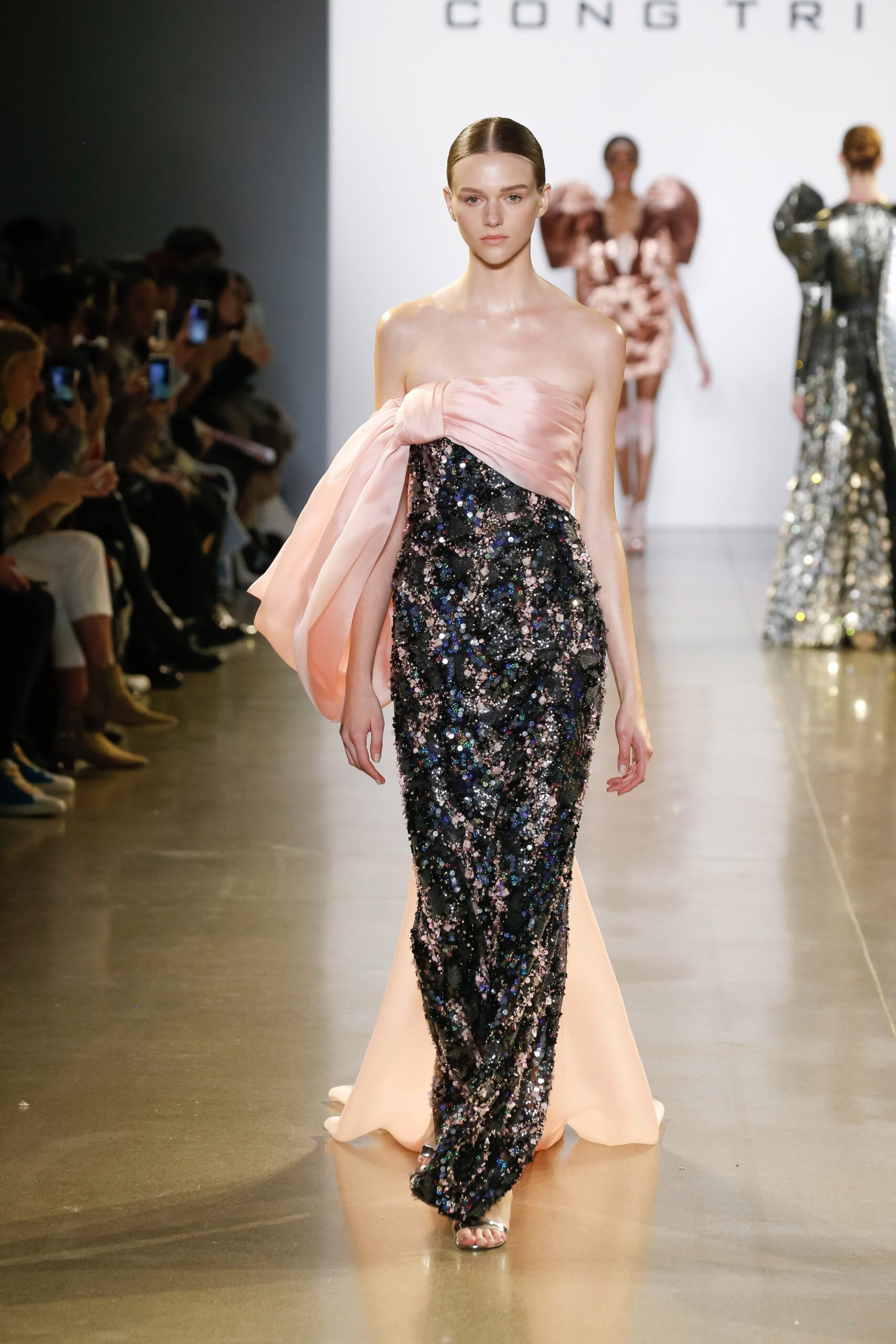 Cong Tri F/W 19 Look 444