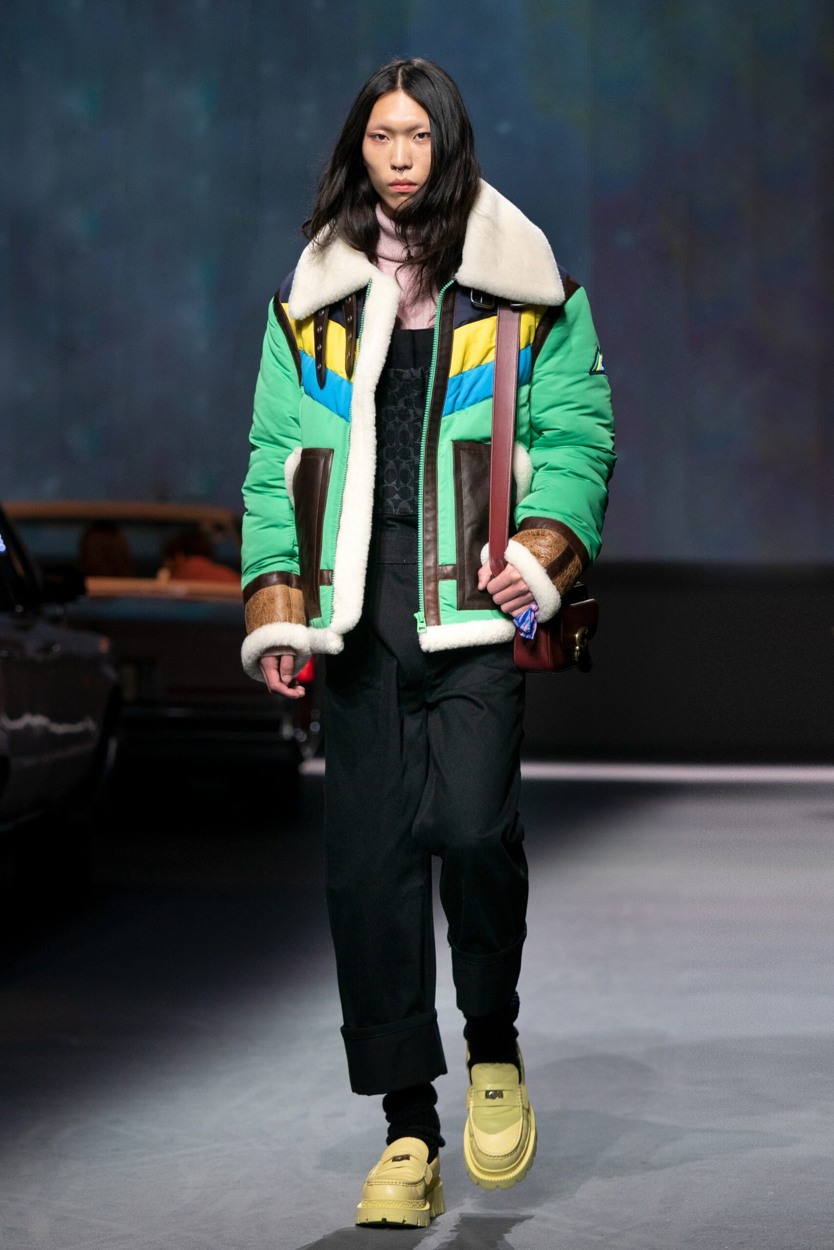 Coach Resort 22 Look 491