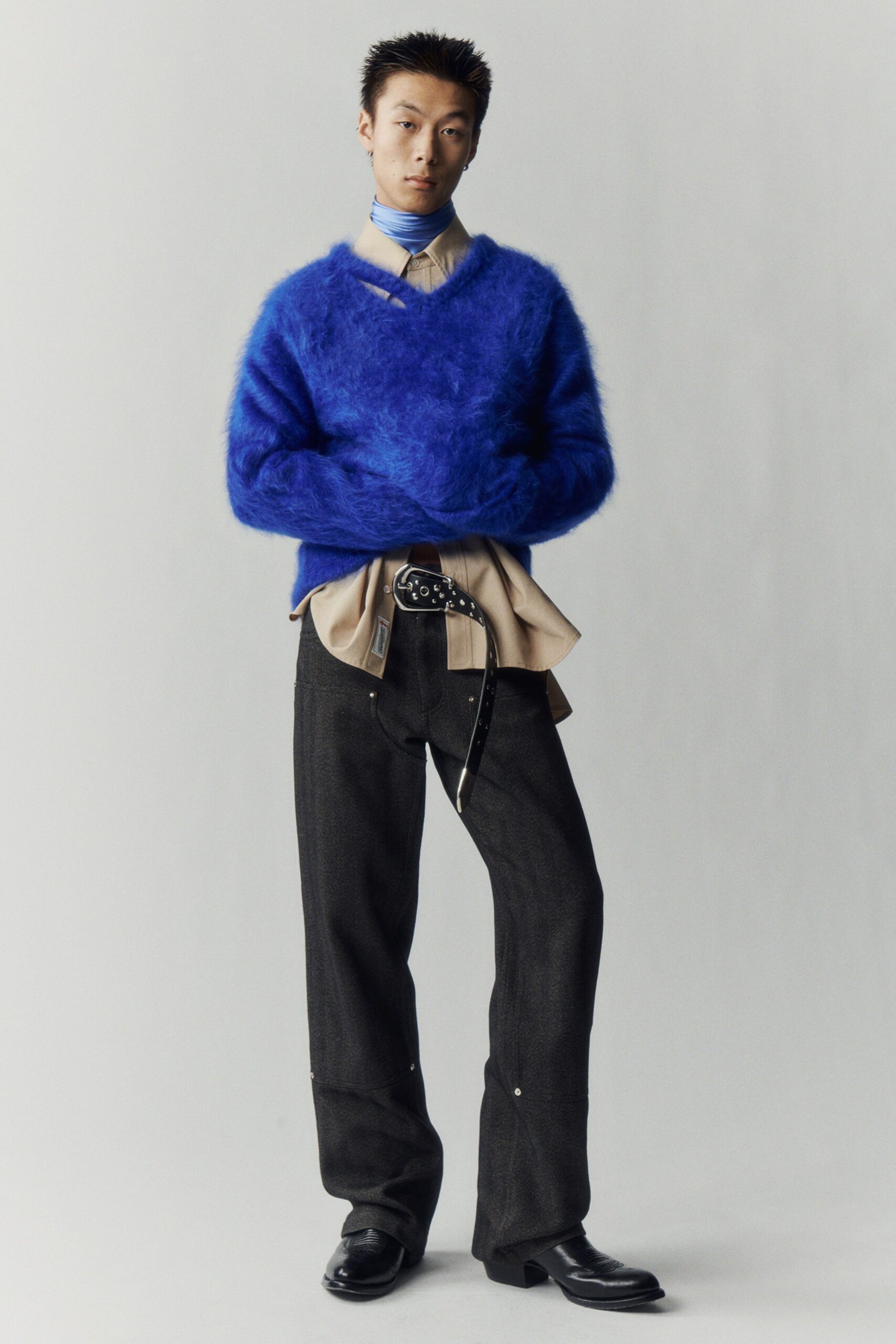 Commission F/W 22 Look 453