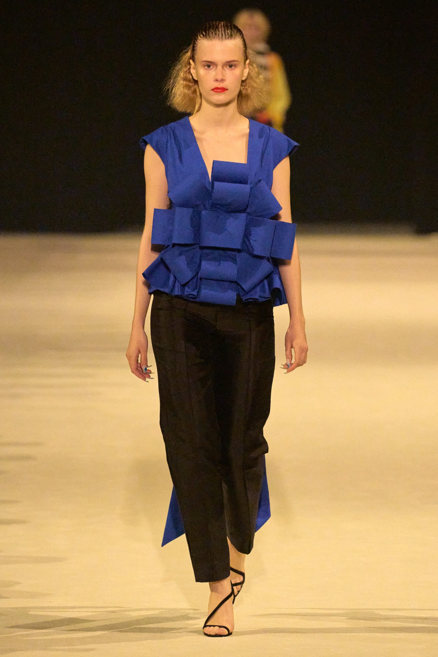 Christopher John Rogers Resort 24 Look 421