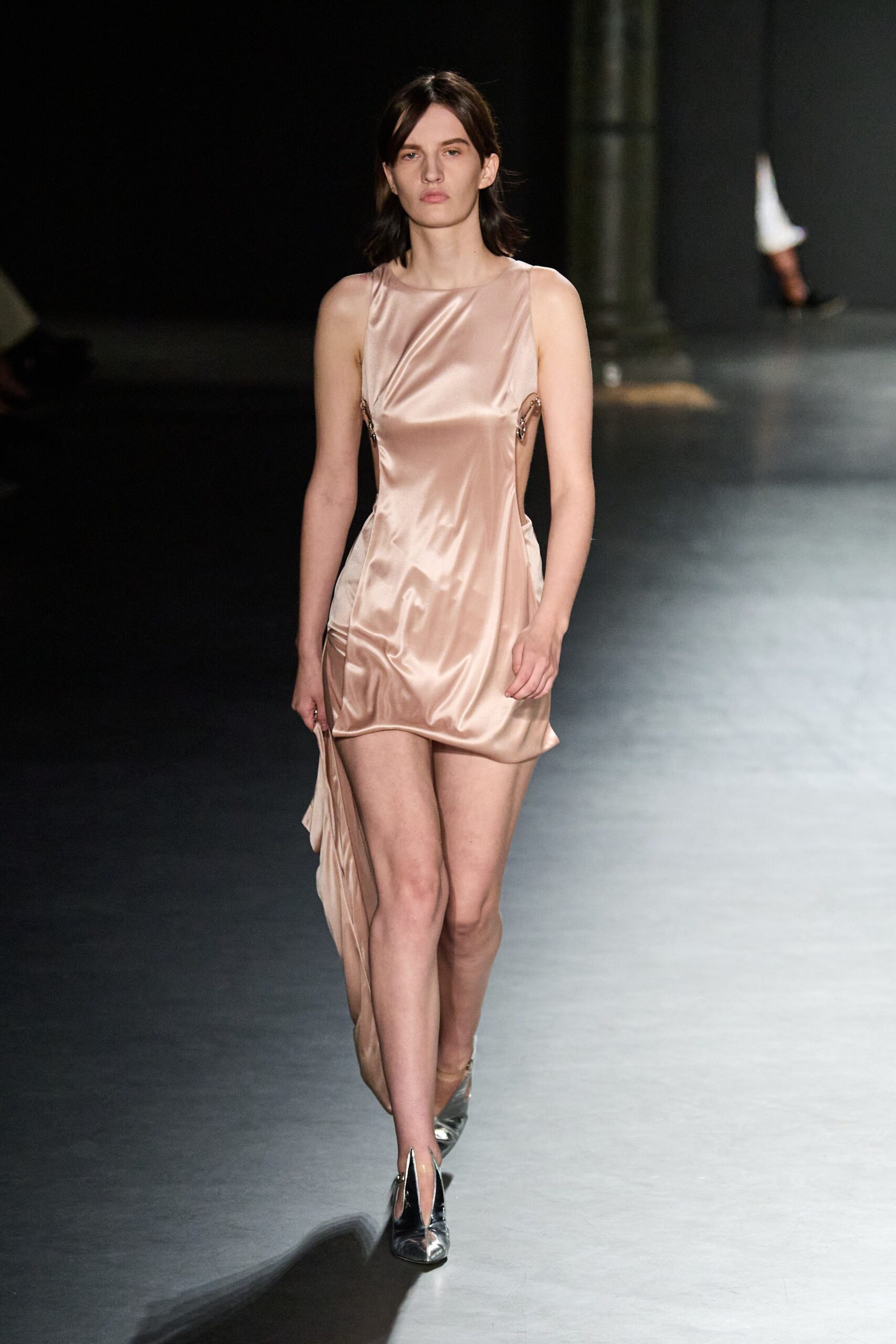 Christopher Kane S/S 23 Look 593