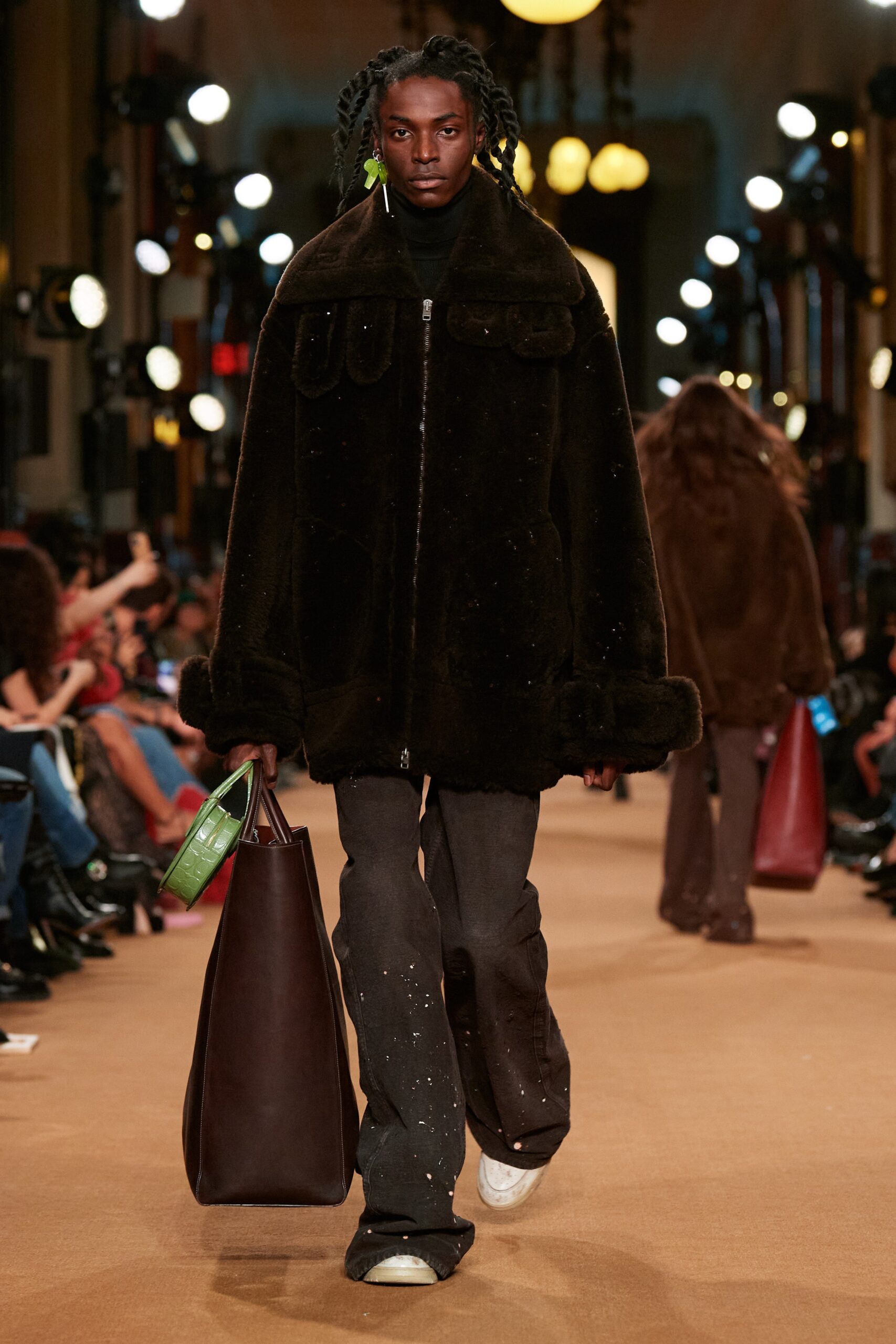 Coach F/W 23 Look 489