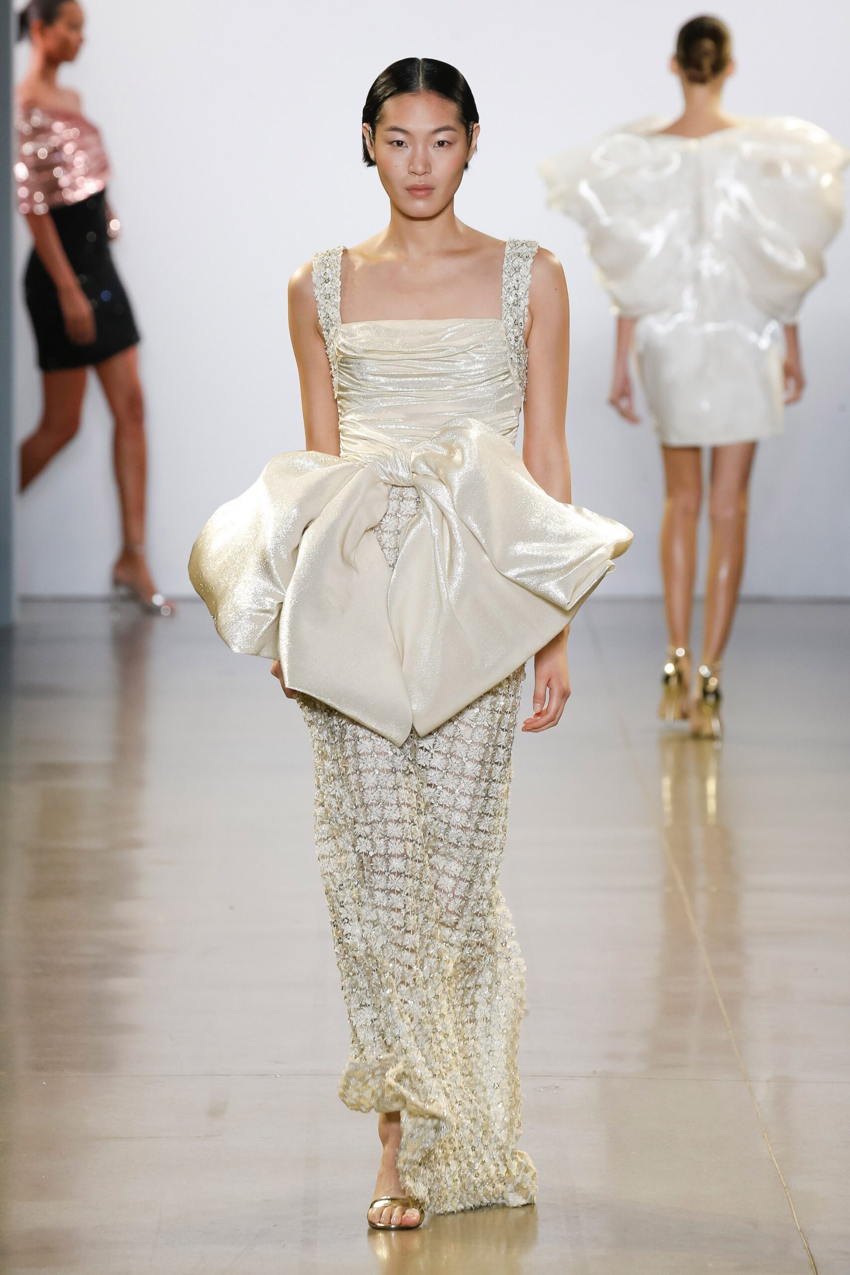 Cong Tri F/W 19 Look 543