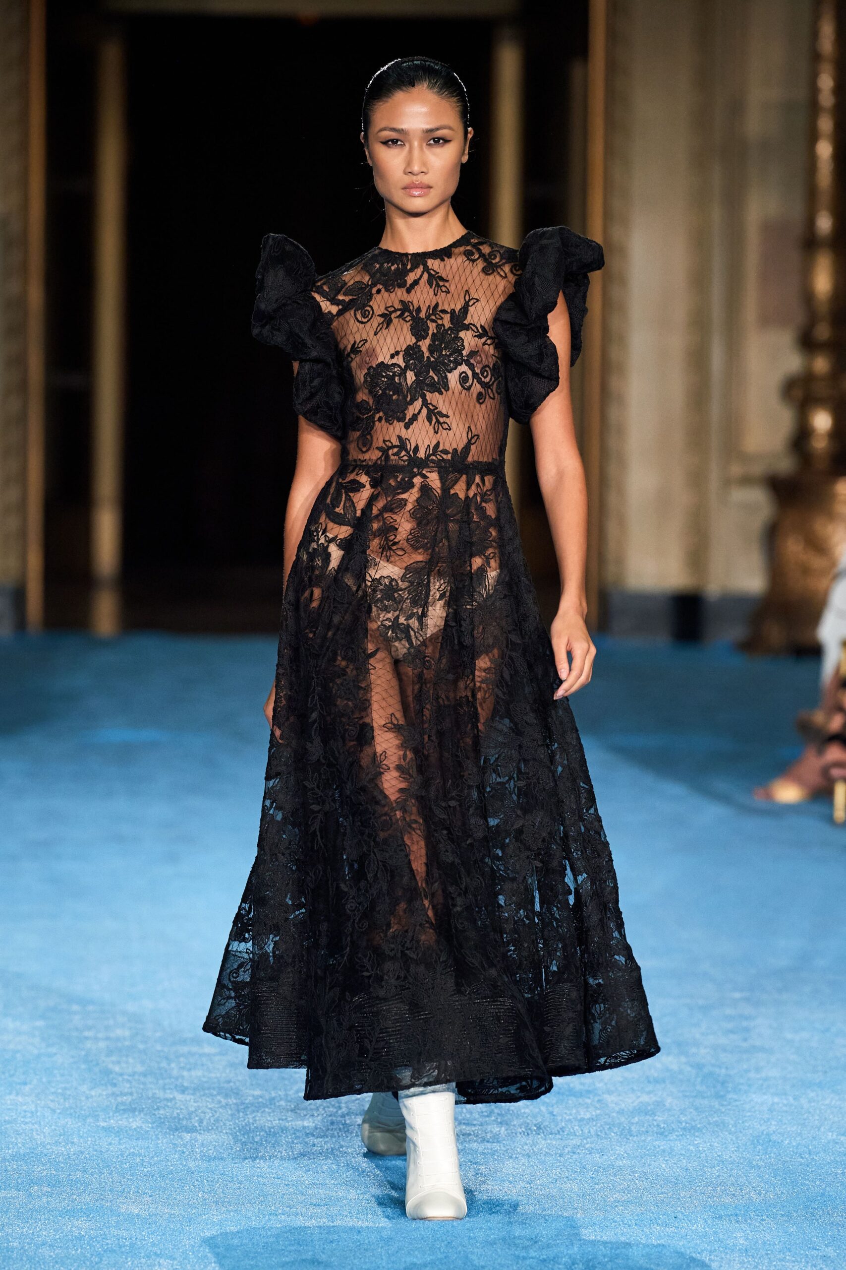Christian Siriano S/S 22 Look 512